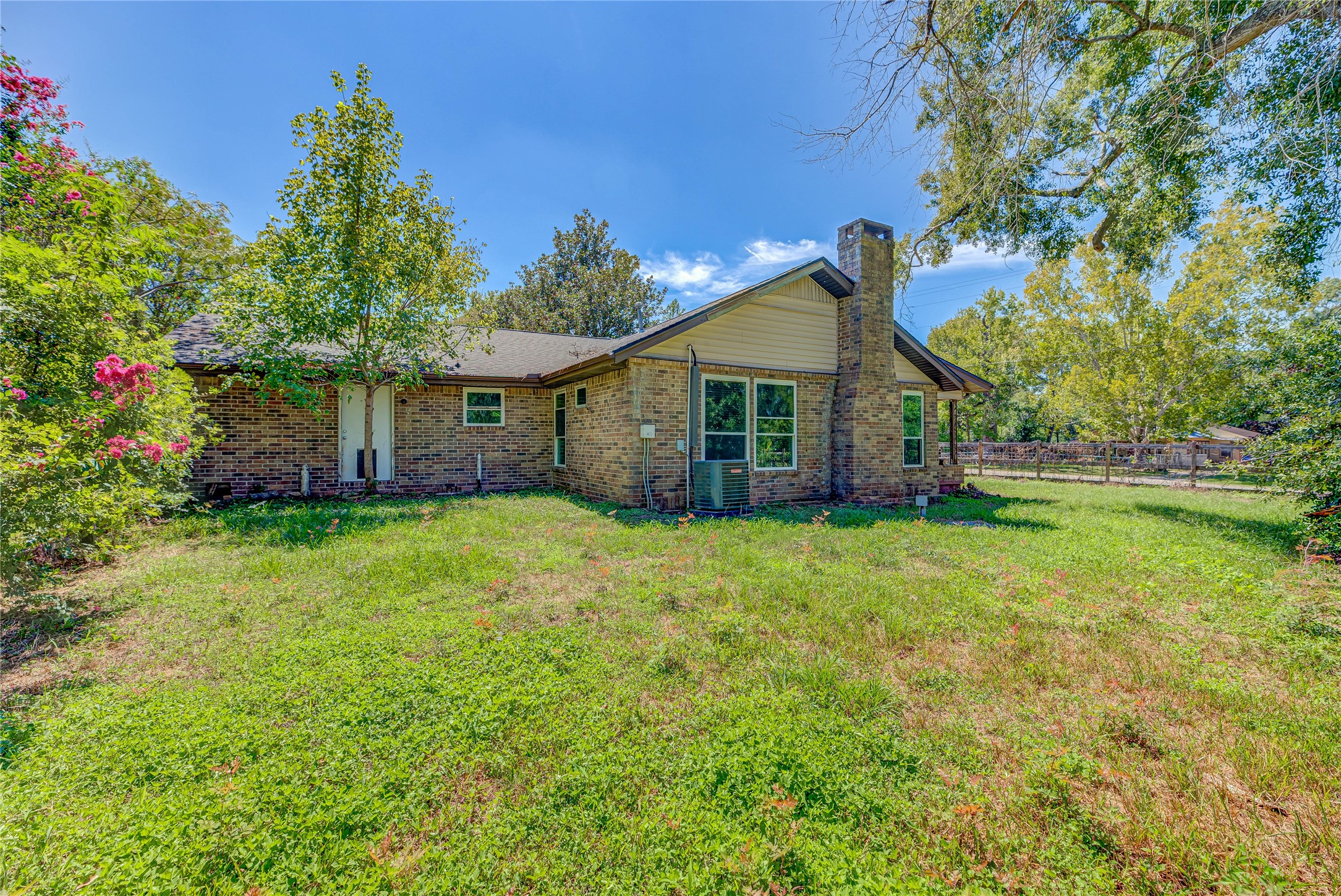 795 State Highway Loop 393 Property Photo 16