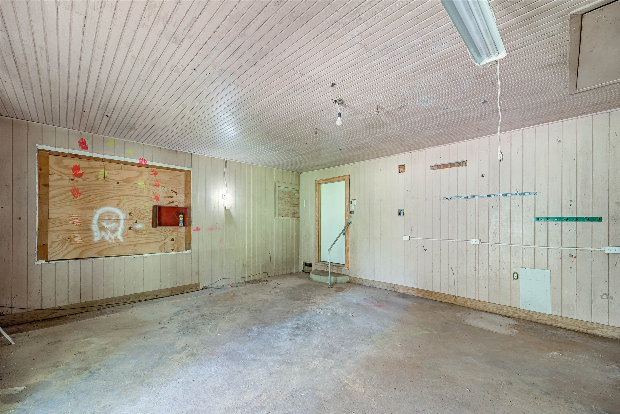 795 State Highway Loop 393 Property Photo 17