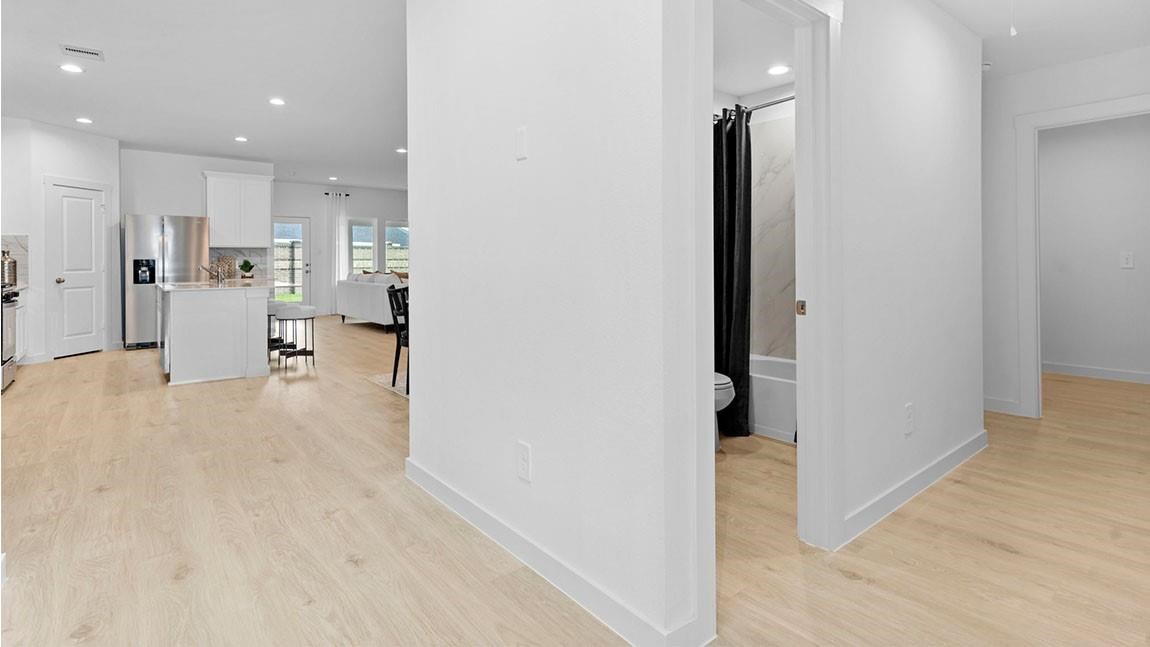 3614 Melbourne Manor Property Photo 4