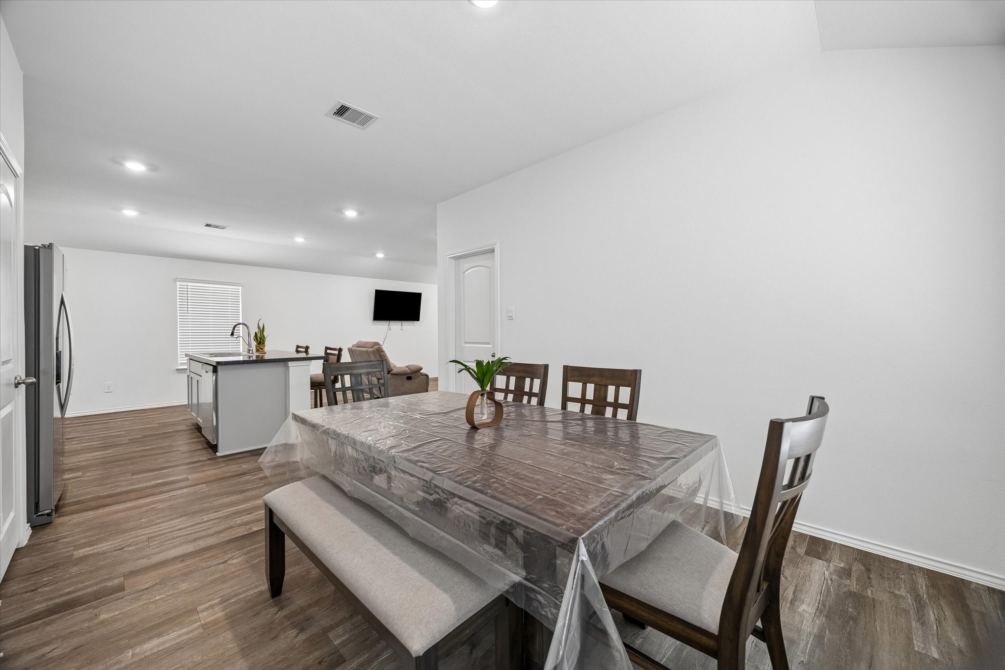 5822 Hampton Valley Drive Property Photo 10