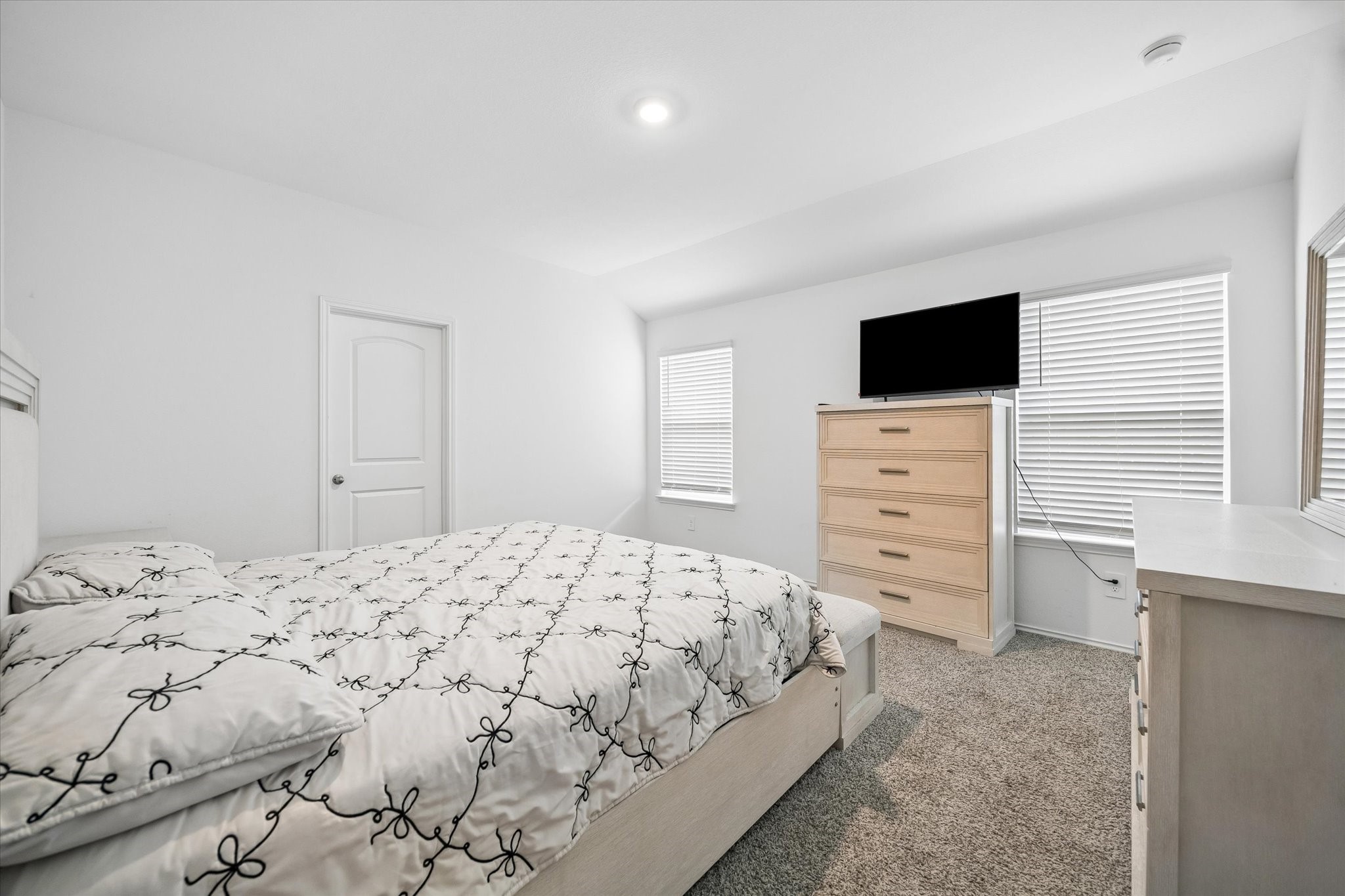 5822 Hampton Valley Drive Property Photo 14