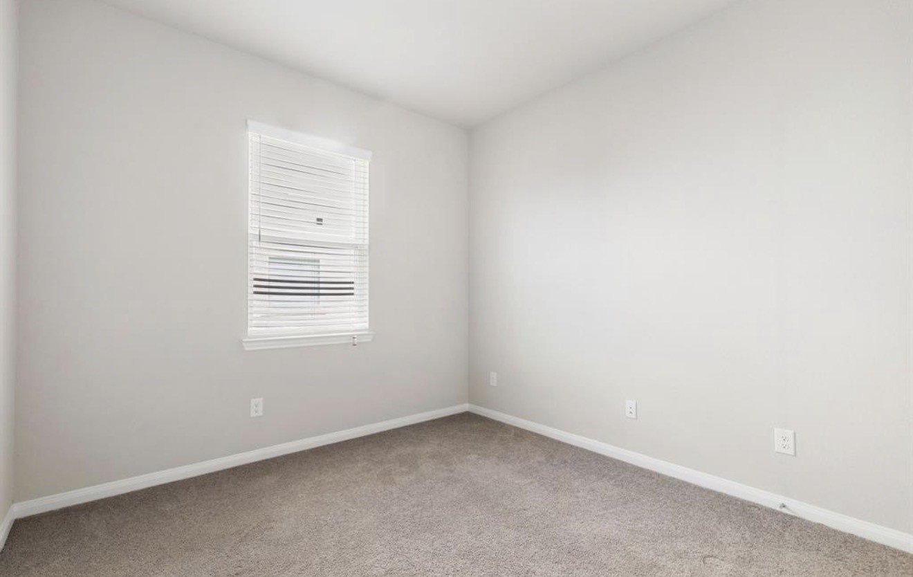 6222 Prince Place Drive Property Photo 15