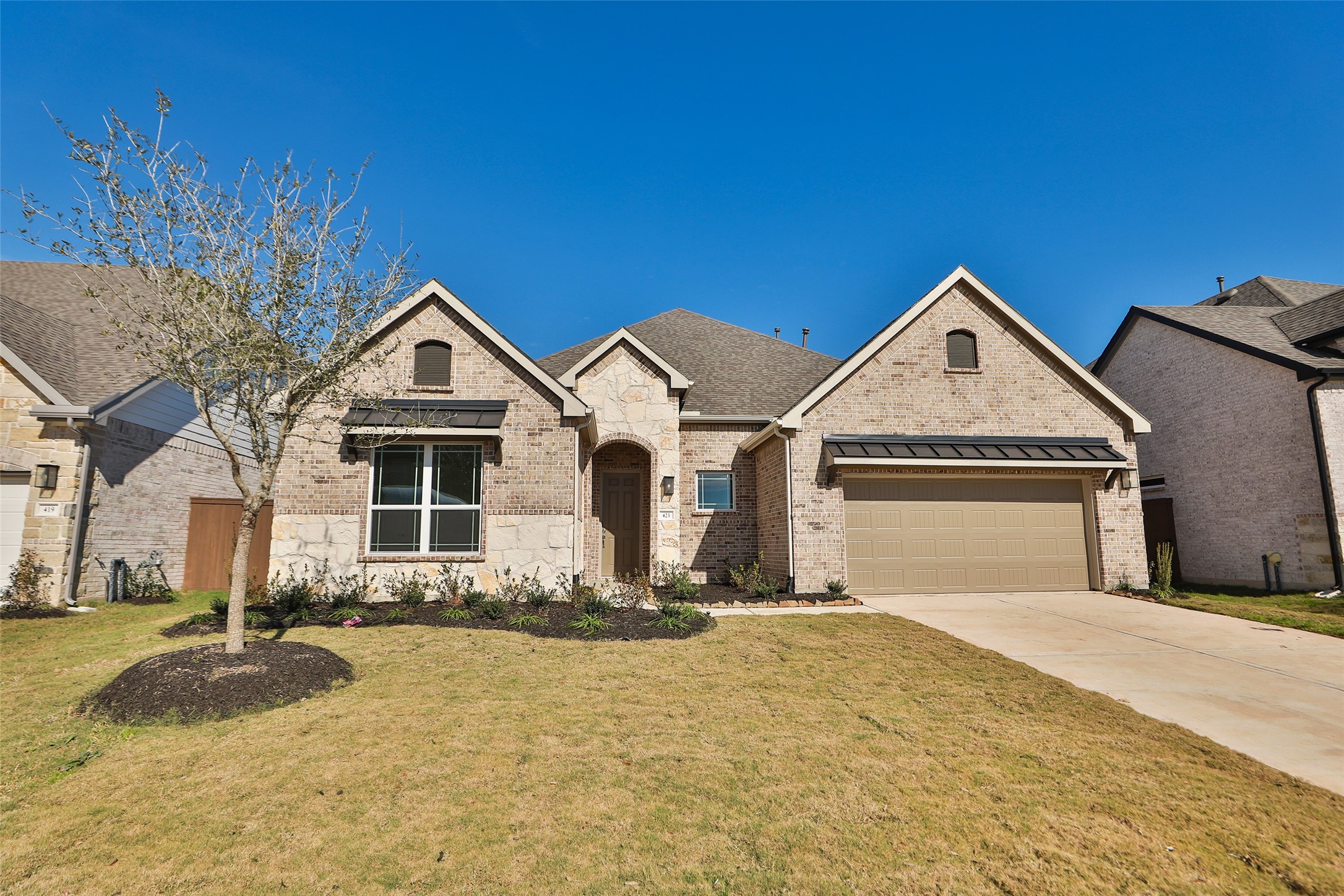 423 Blue River Trail Property Photo 4