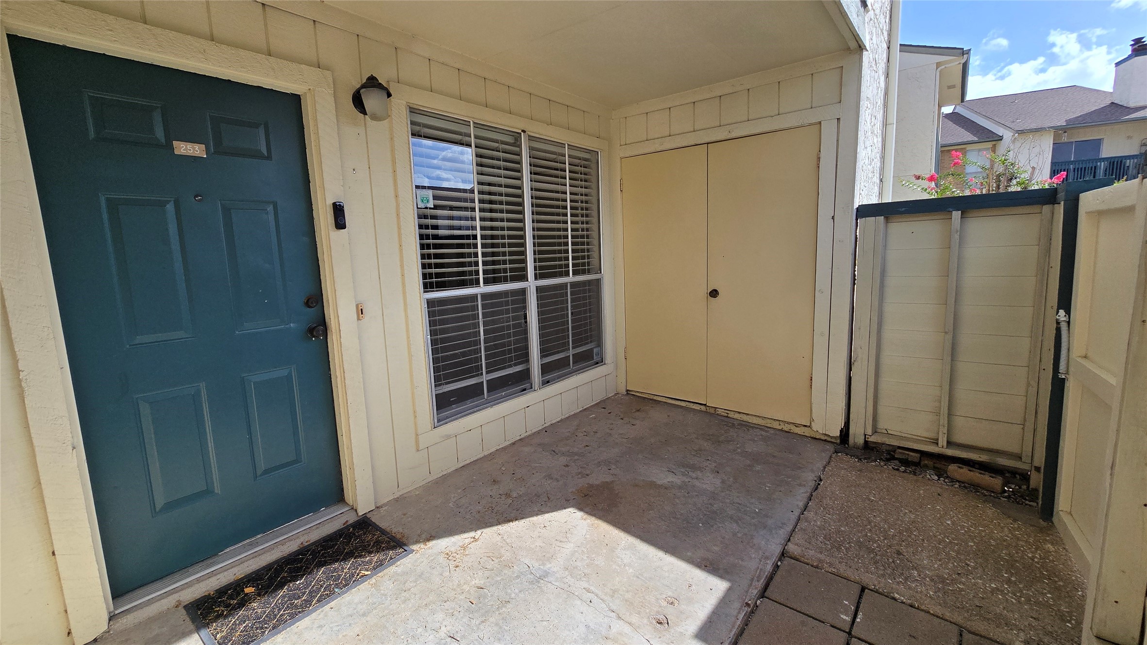 250 El Dorado Boulevard 253 Property Photo 11