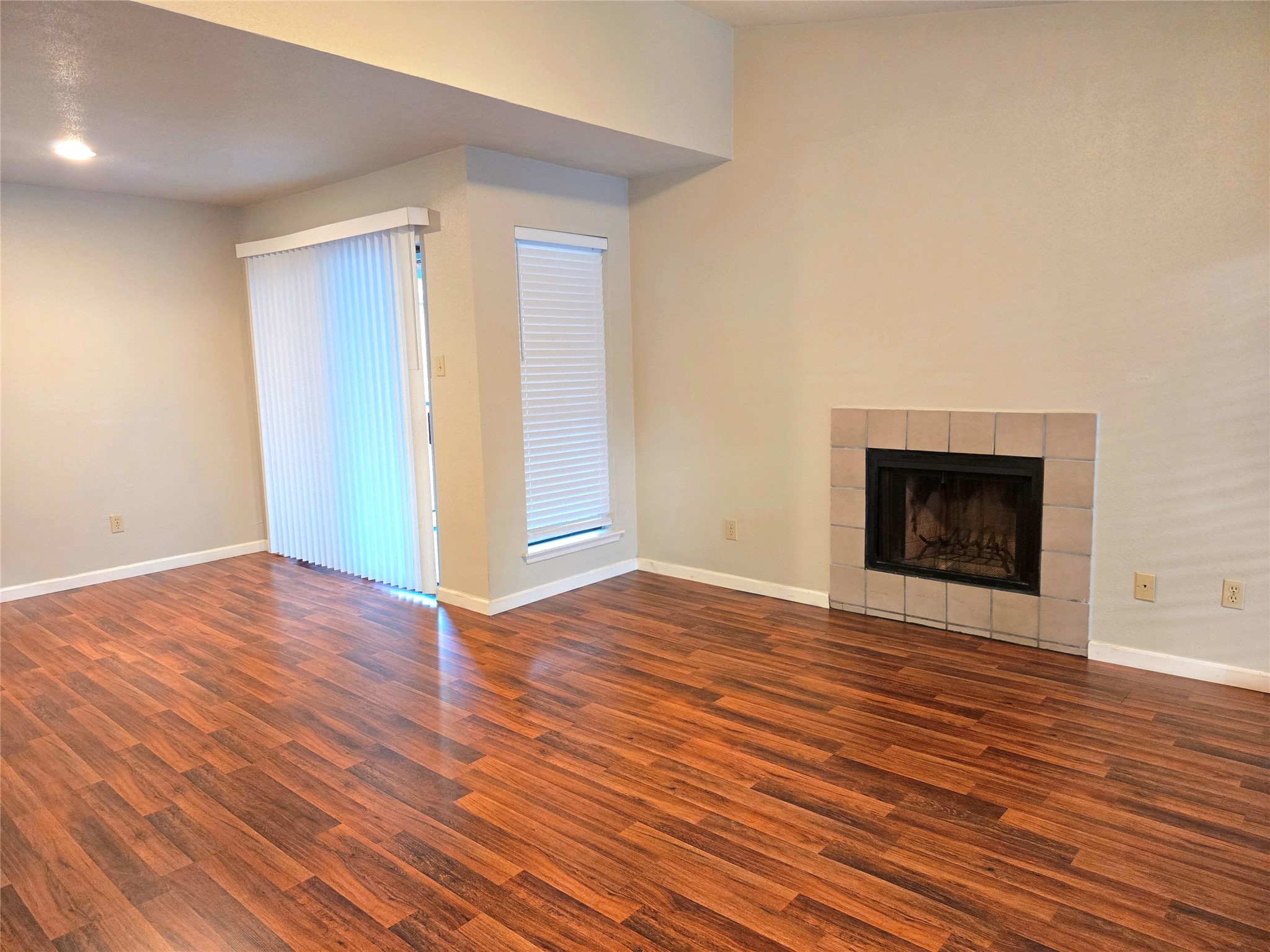 6602 Harbor Town Drive 404 Property Photo 10