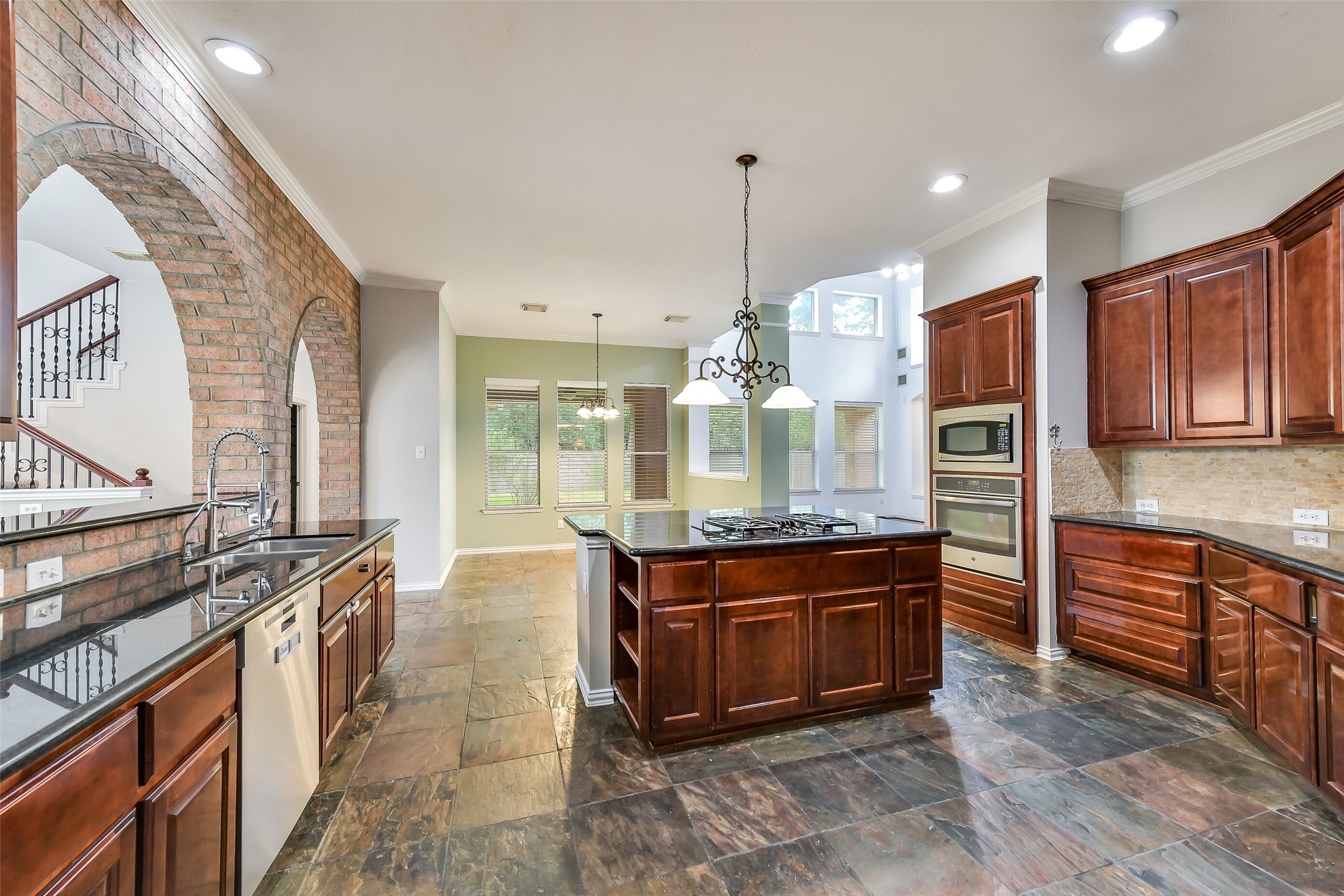 8407 Alyssa Gardens Lane Property Photo 11