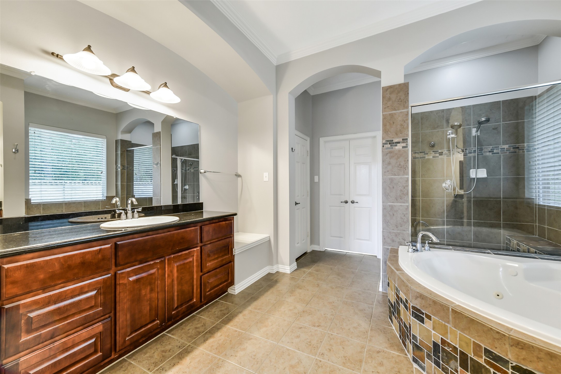 8407 Alyssa Gardens Lane Property Photo 17