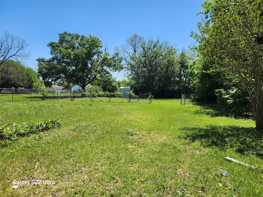 410 Rosamond Street A Property Photo 21