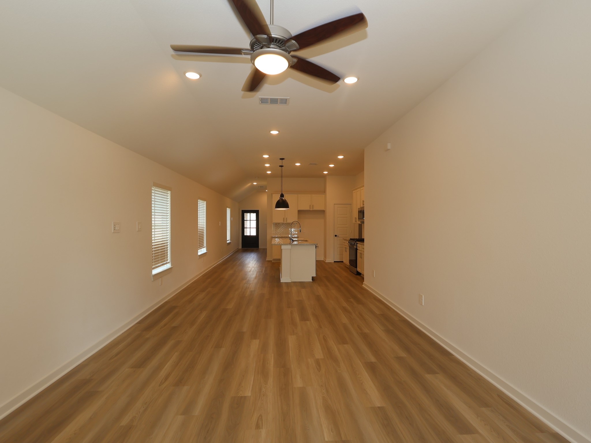 10322 Navarro Path Property Photo 12