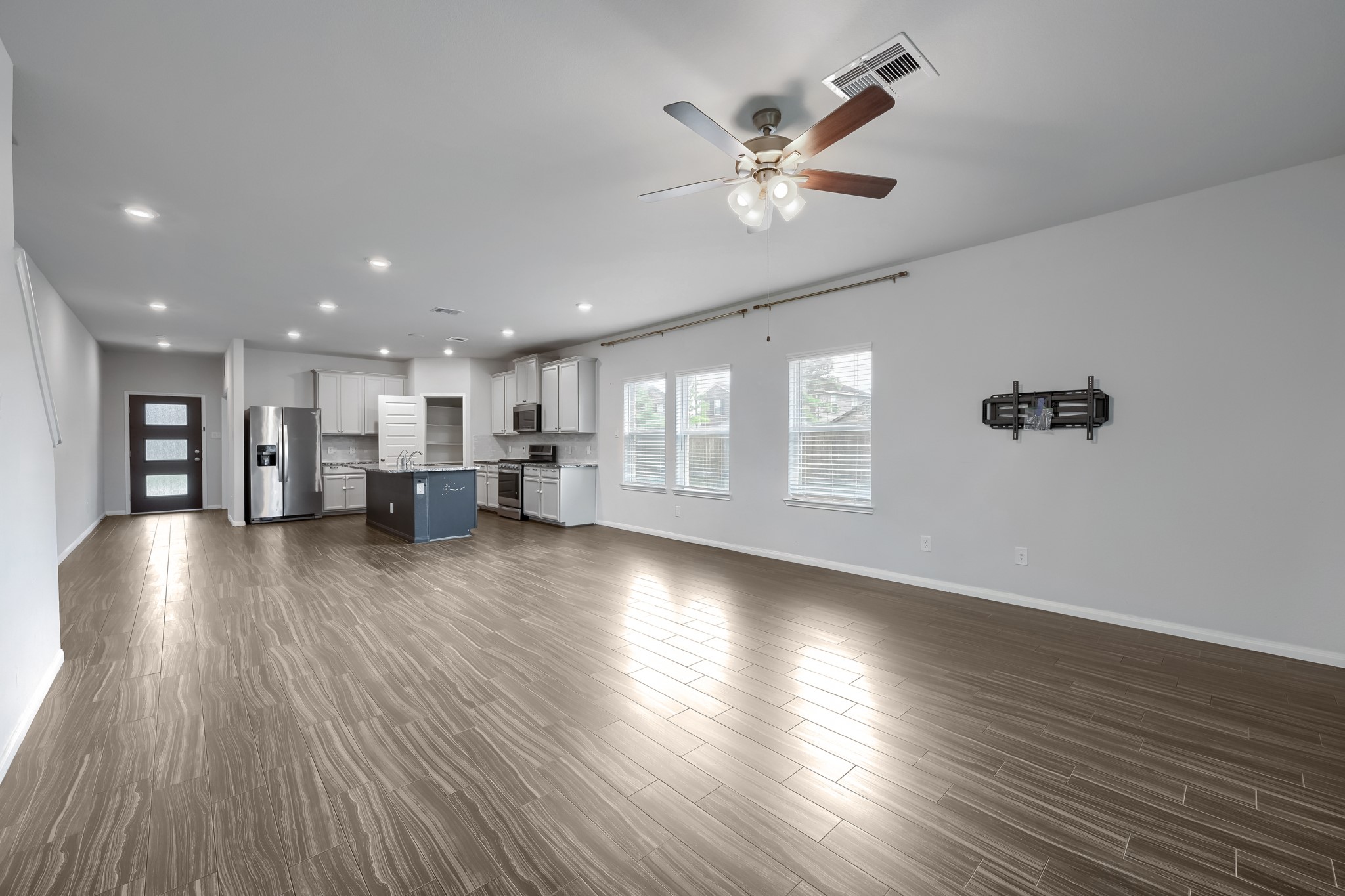 2409 Goddard Green Drive Property Photo 9