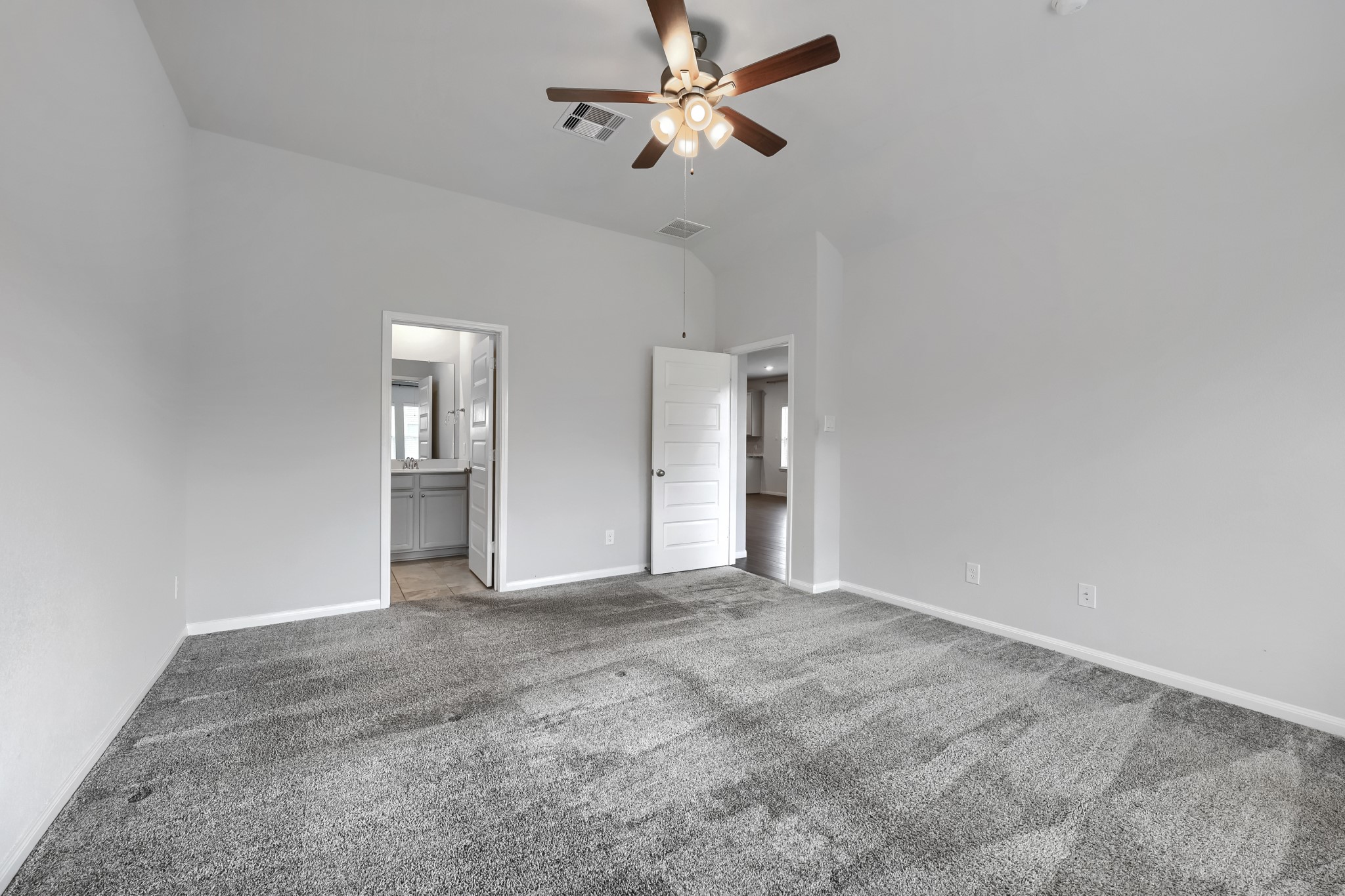2409 Goddard Green Drive Property Photo 13