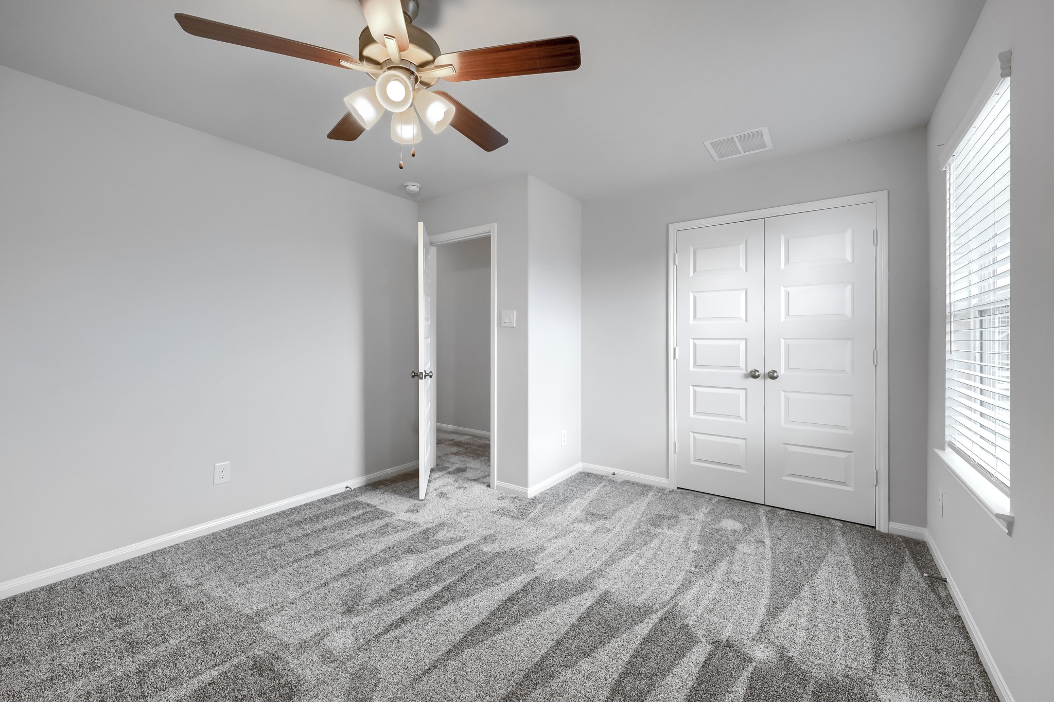 2409 Goddard Green Drive Property Photo 20