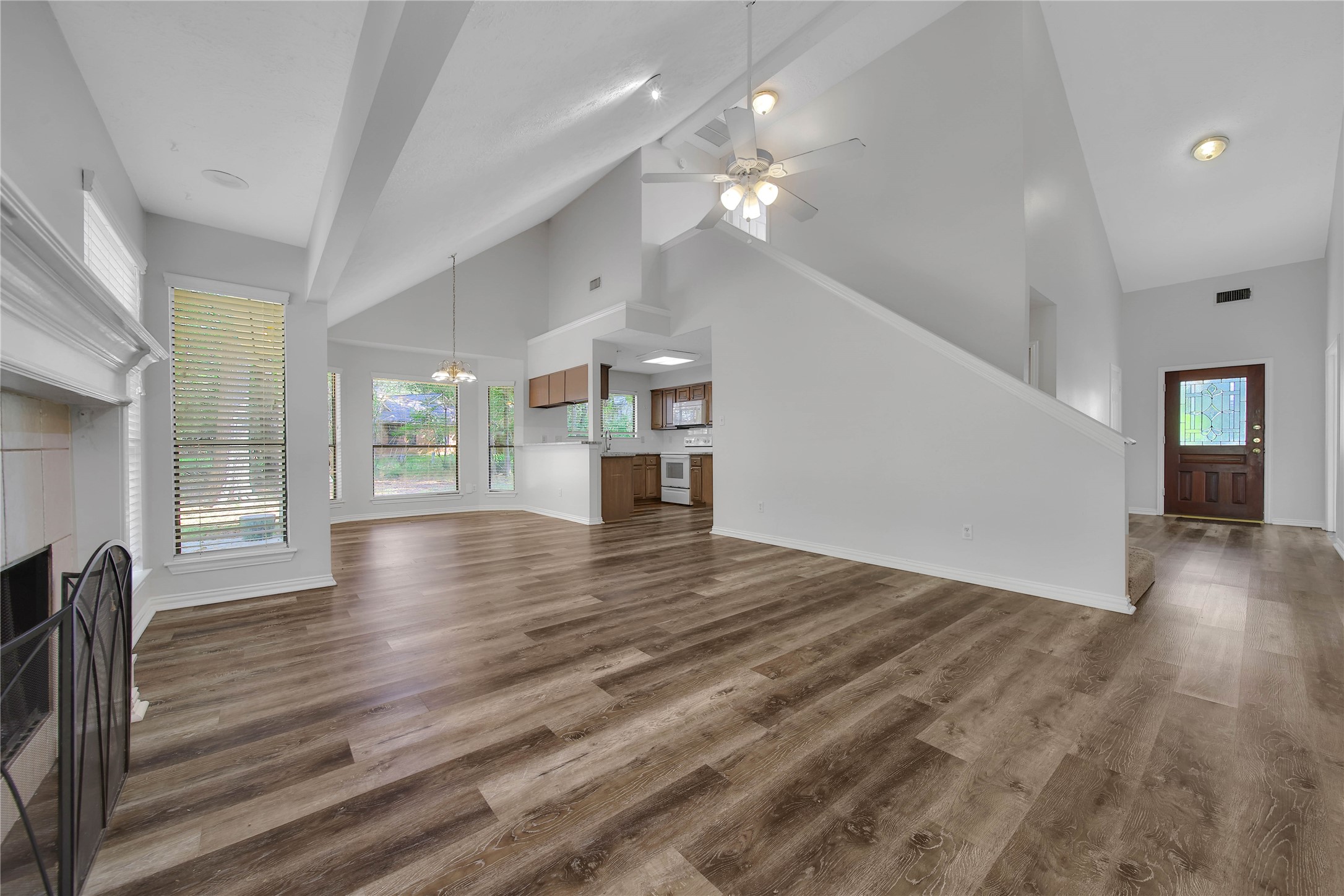 11334 Twain Drive Property Photo 11