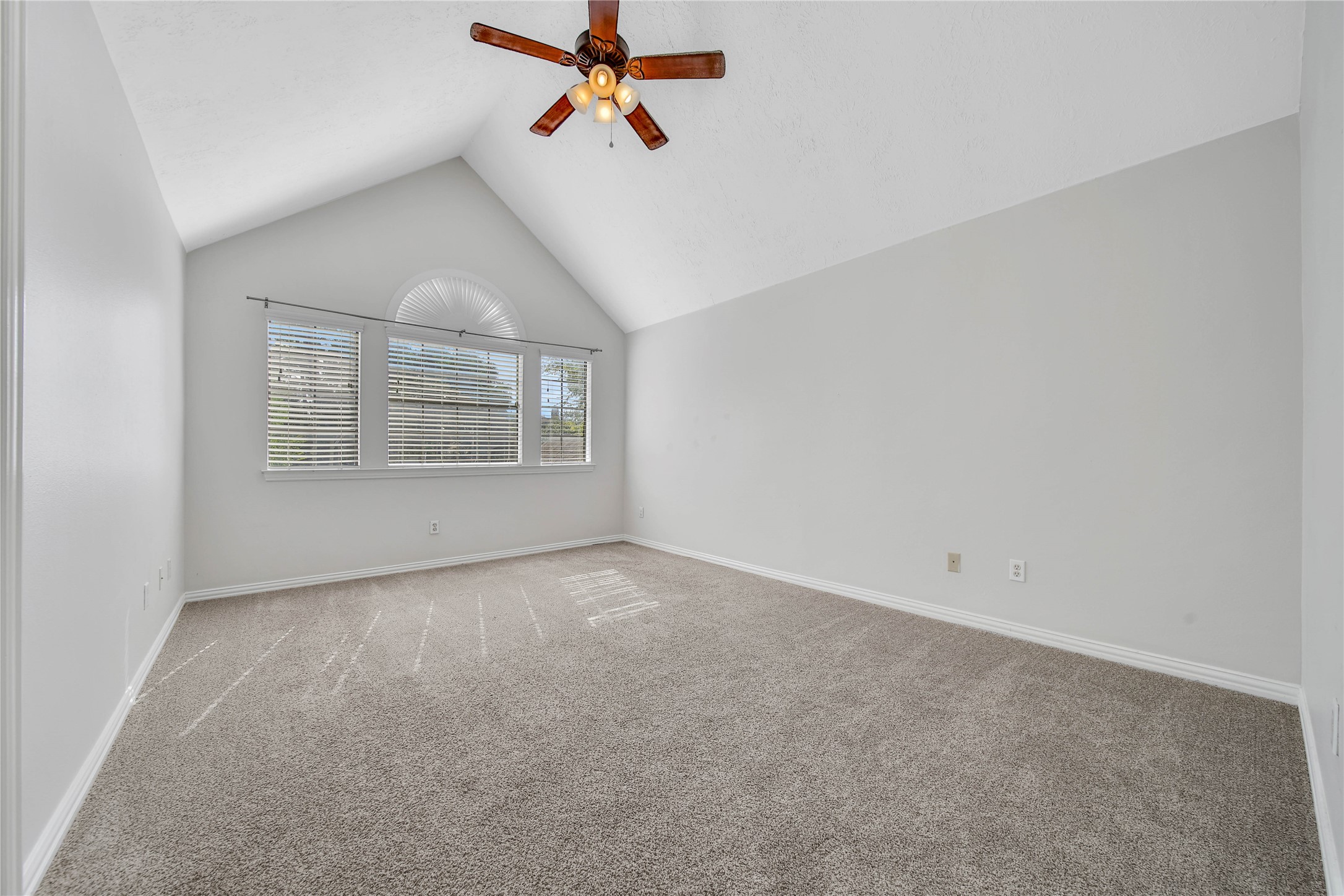 11334 Twain Drive Property Photo 16