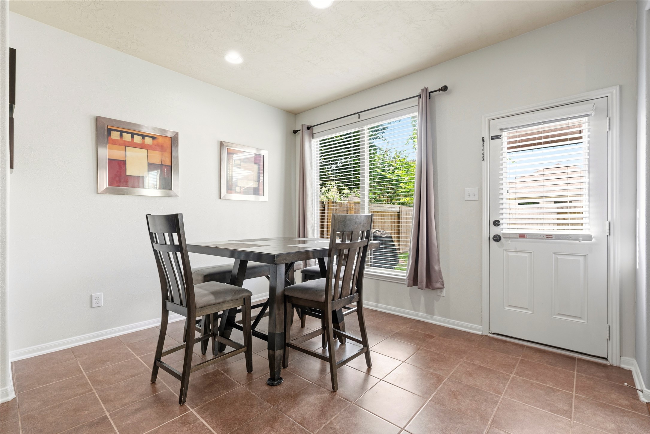 20619 Summer Retreat Lane Property Photo 9