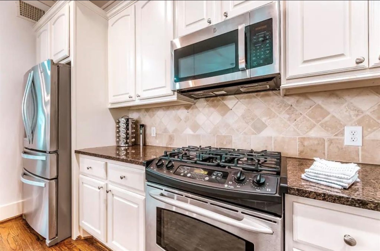 5303 Nett Street A Property Photo 10