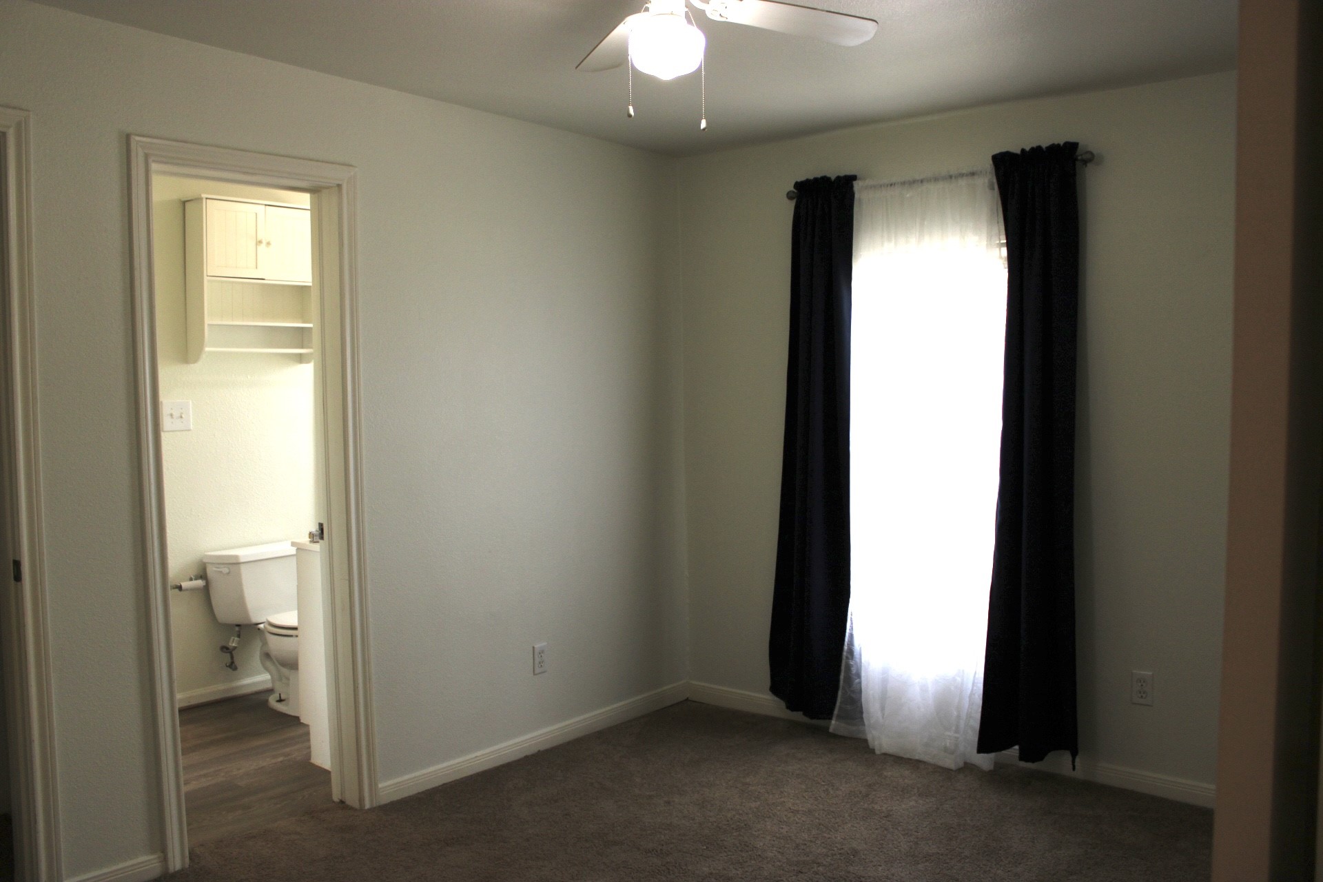 219 W 5th Street Property Photo 6