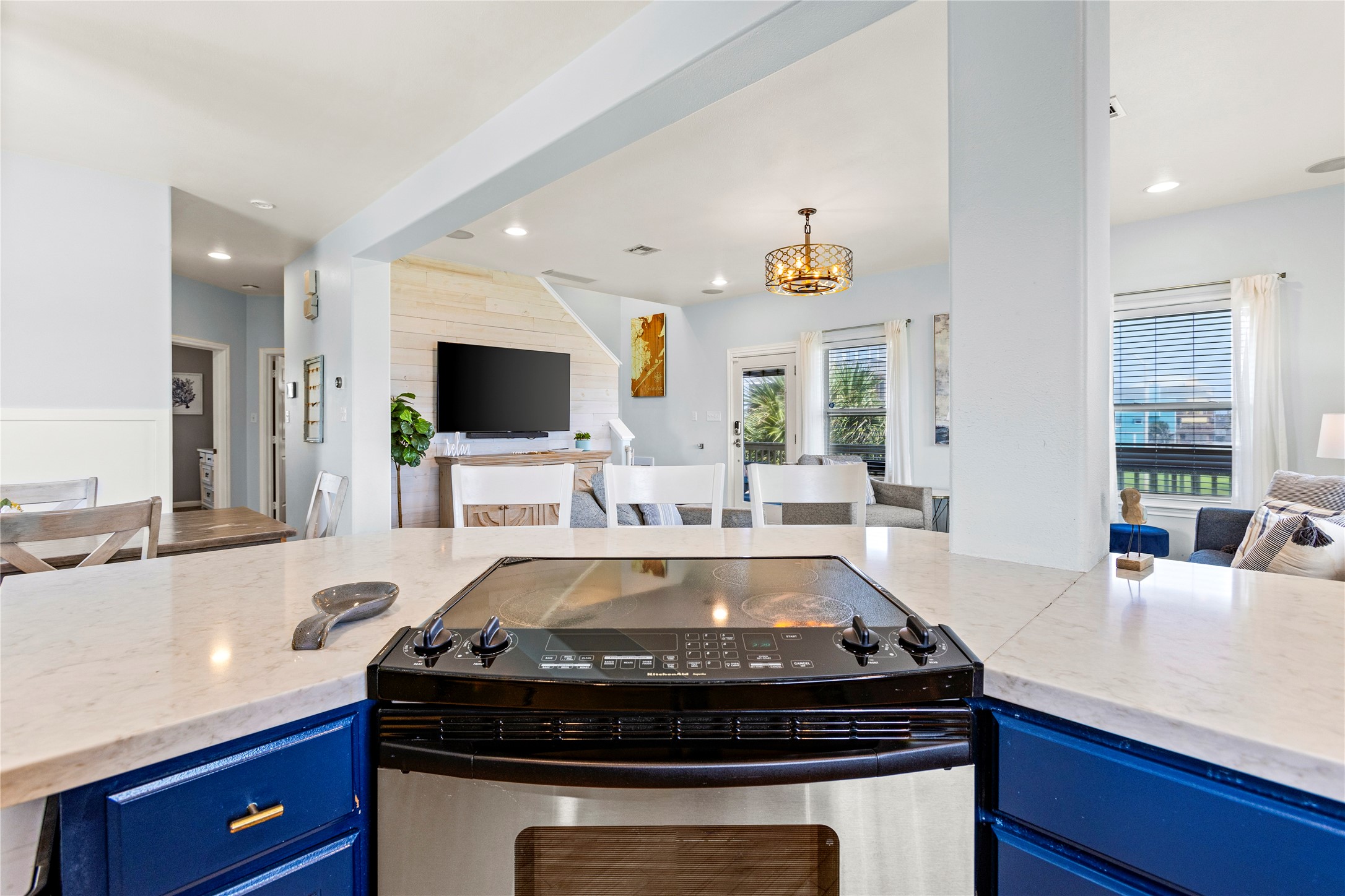 4114 Courageous Lane Property Photo 12