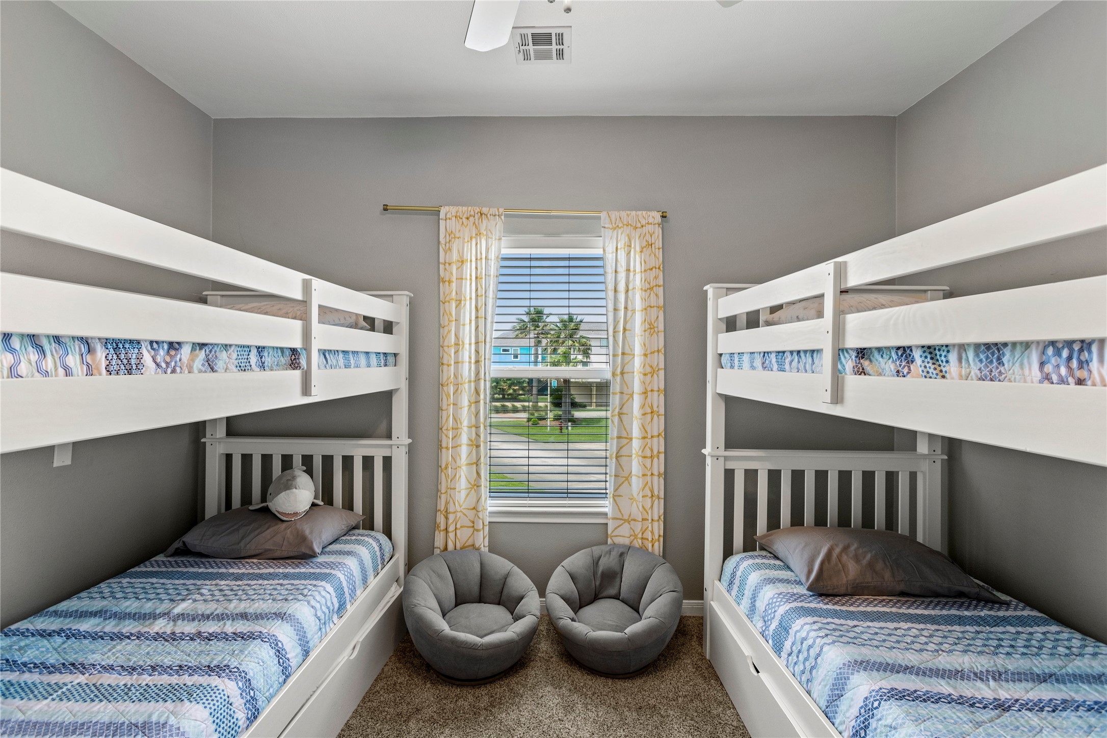 4114 Courageous Lane Property Photo 20