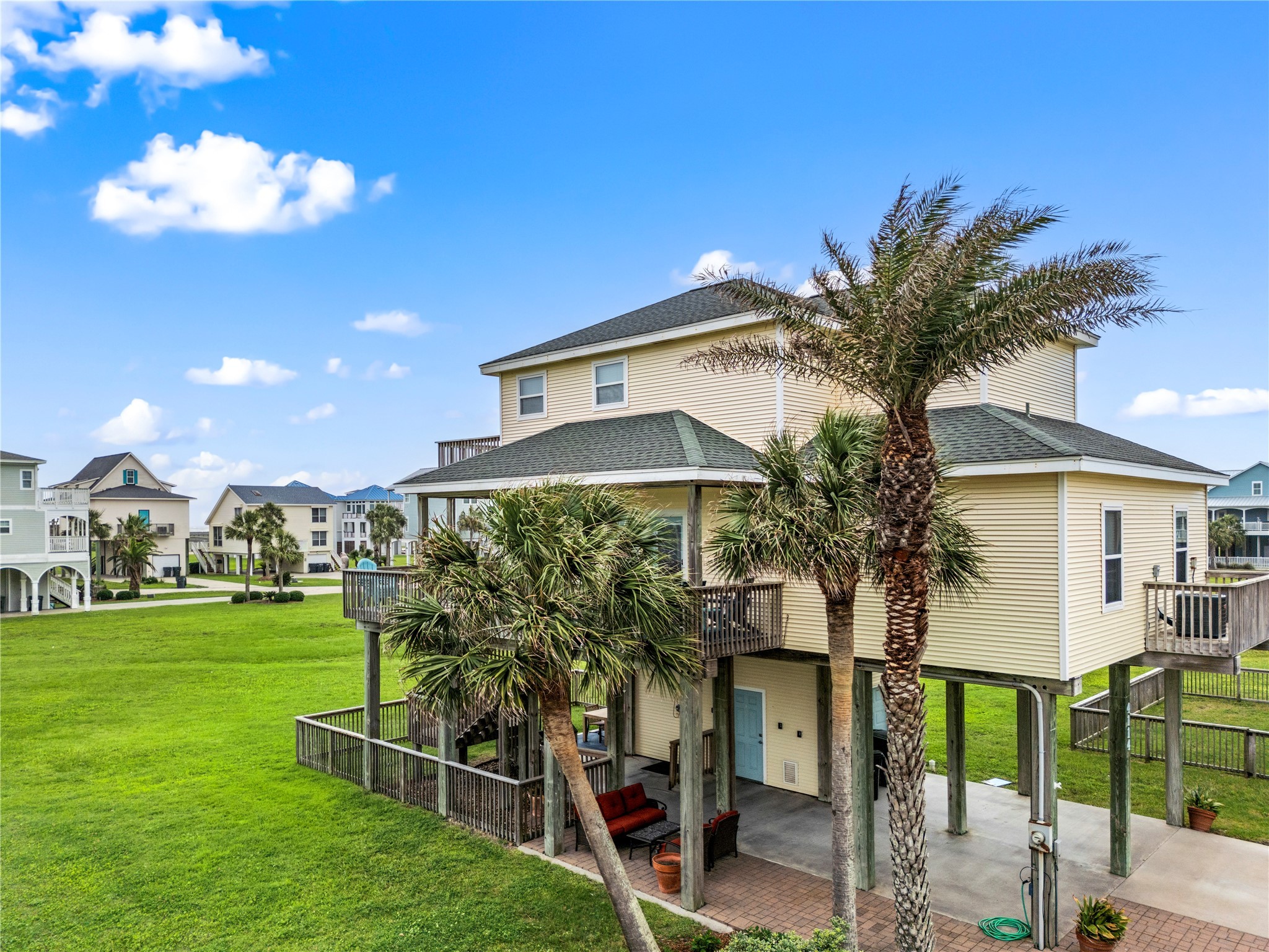 4114 Courageous Lane Property Photo 45