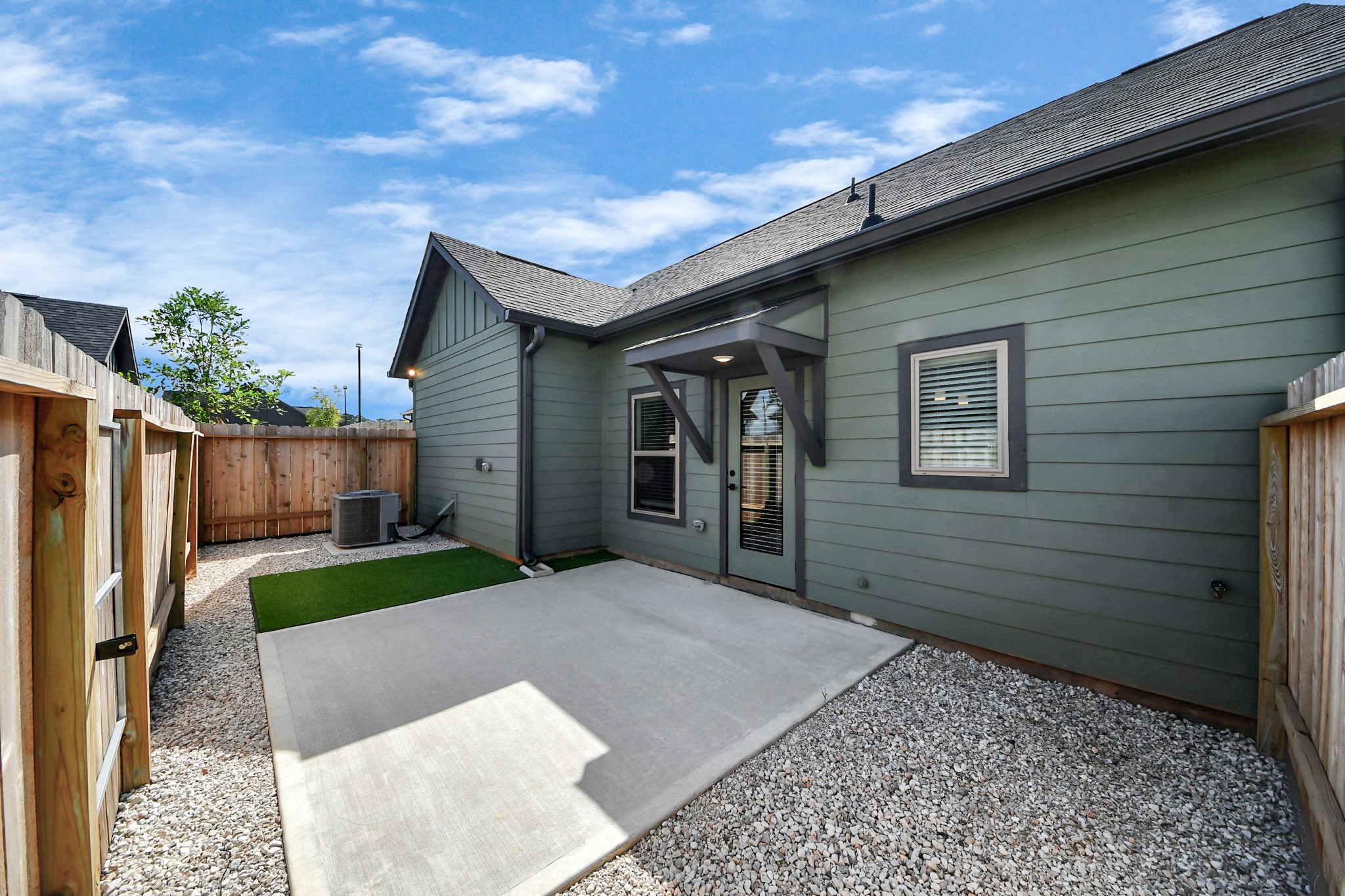 7711 Longmire Road 37 Property Photo 4