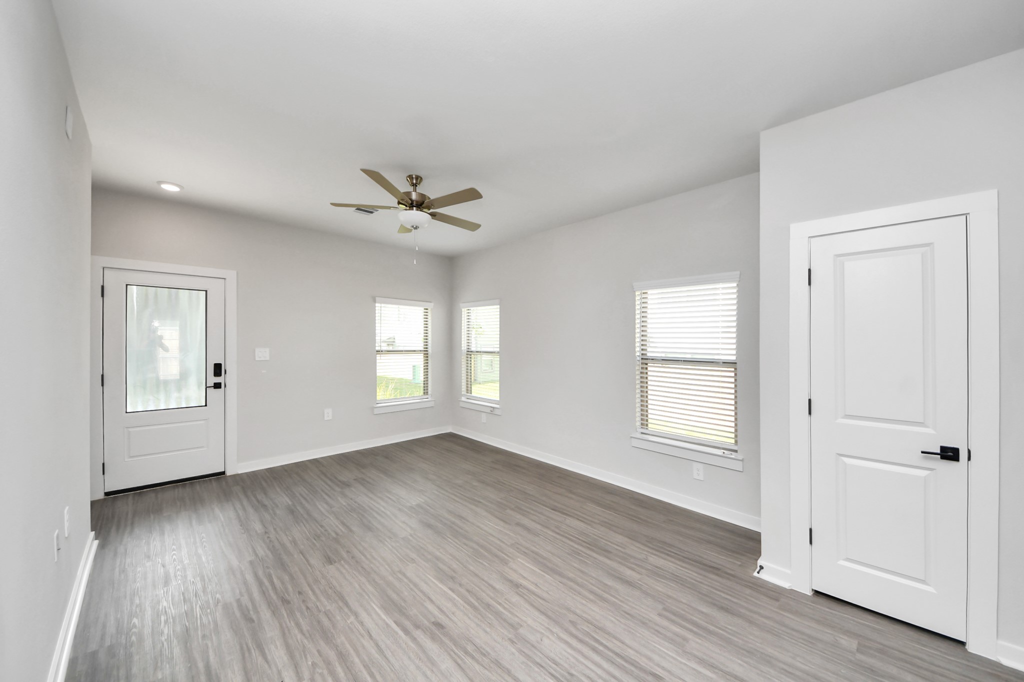 7711 Longmire Road 37 Property Photo 18