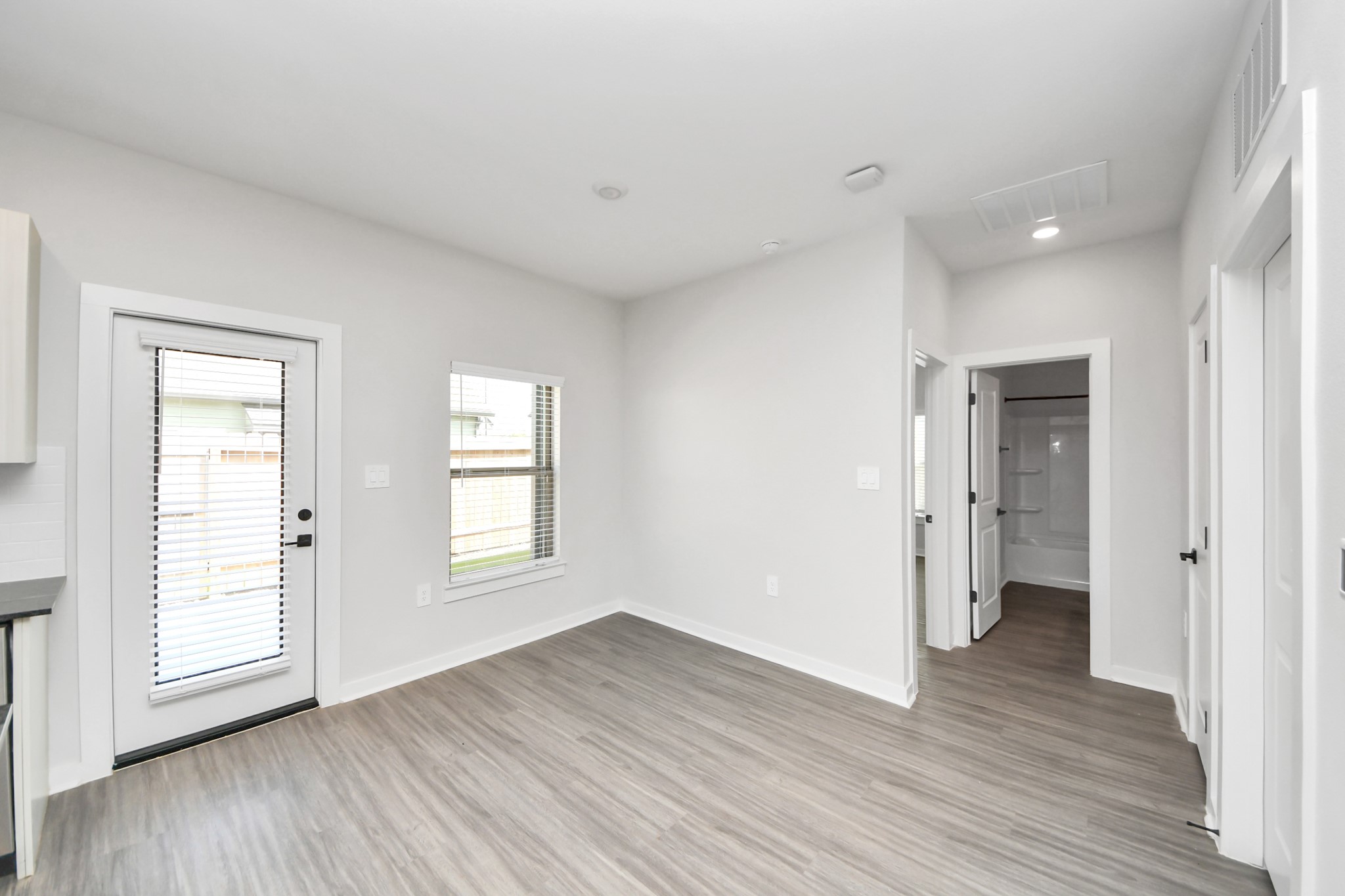 7711 Longmire Road 37 Property Photo 19