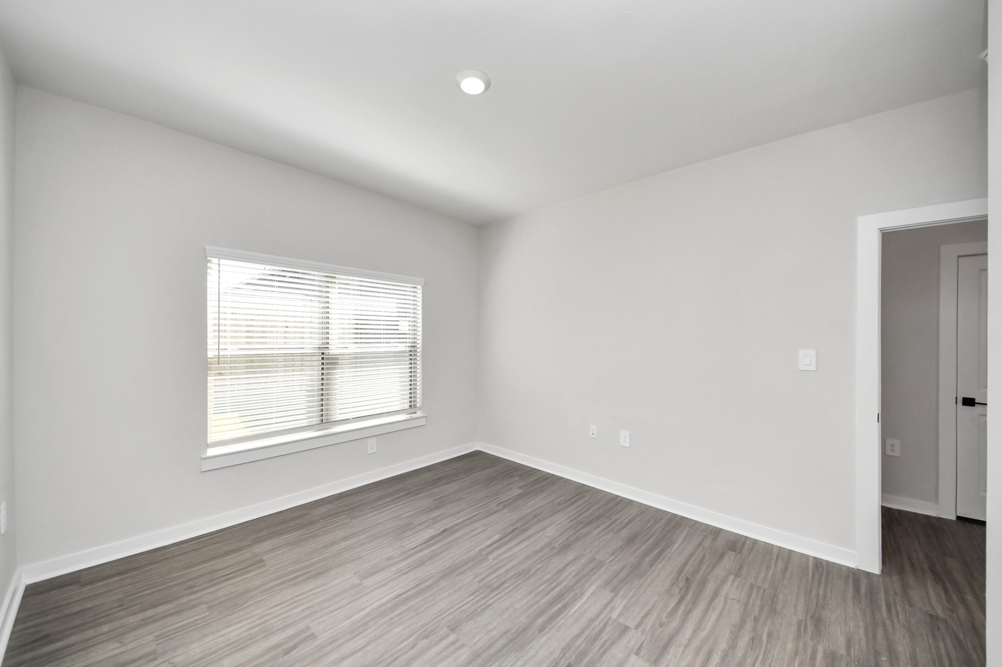 7711 Longmire Road 37 Property Photo 22
