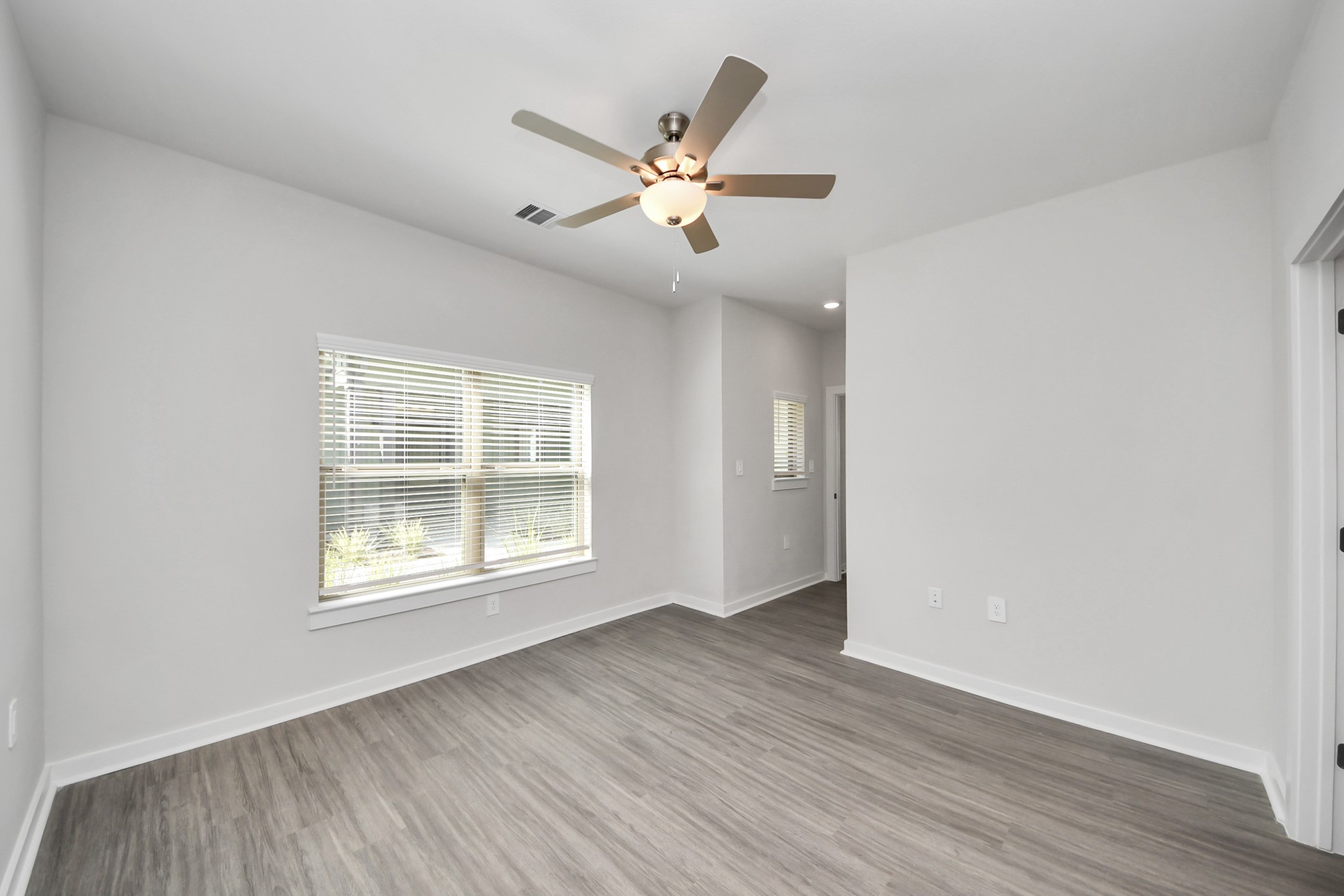 7711 Longmire Road 37 Property Photo 26