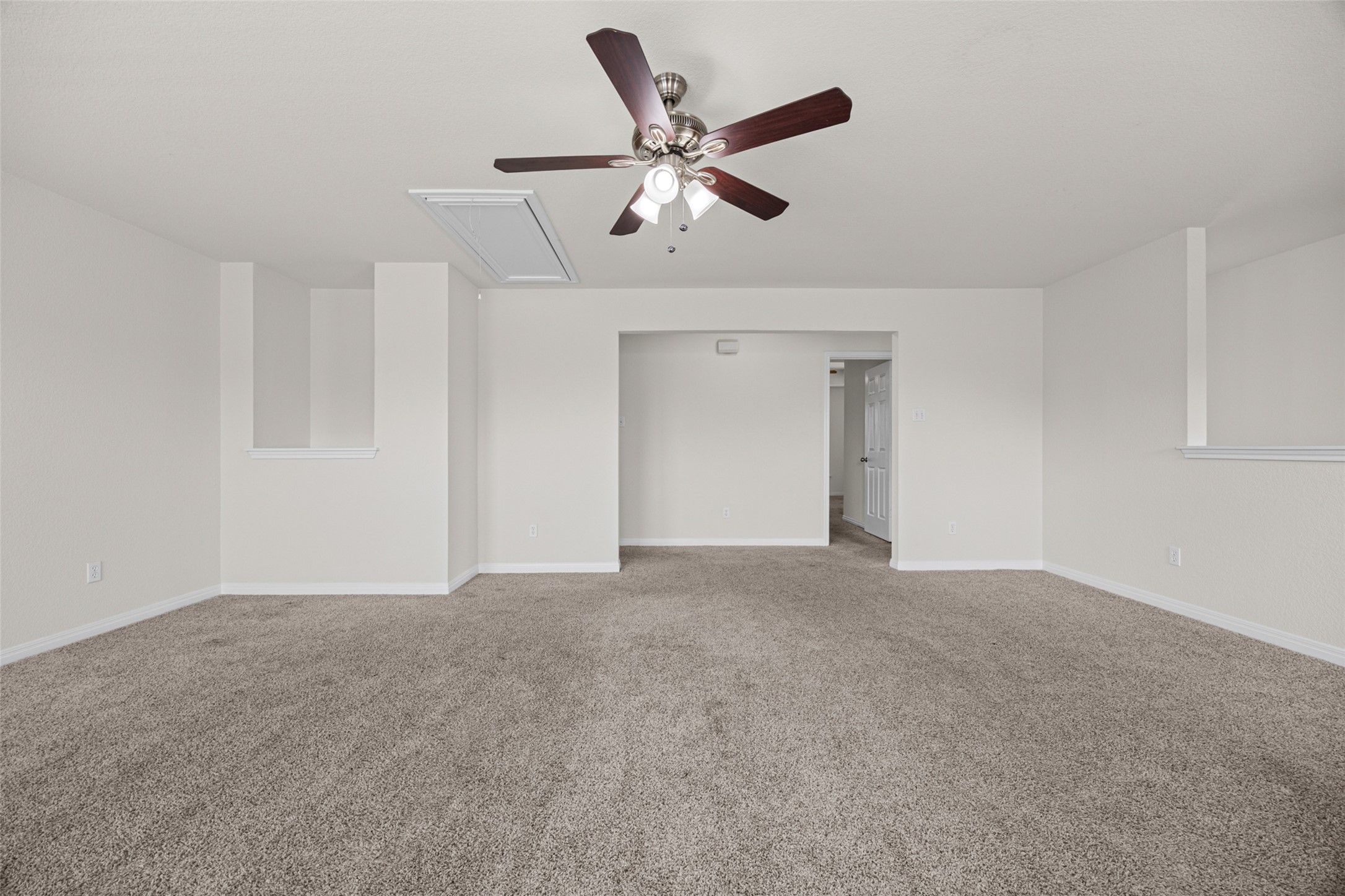 11113 Lost Maples Trail Property Photo 15