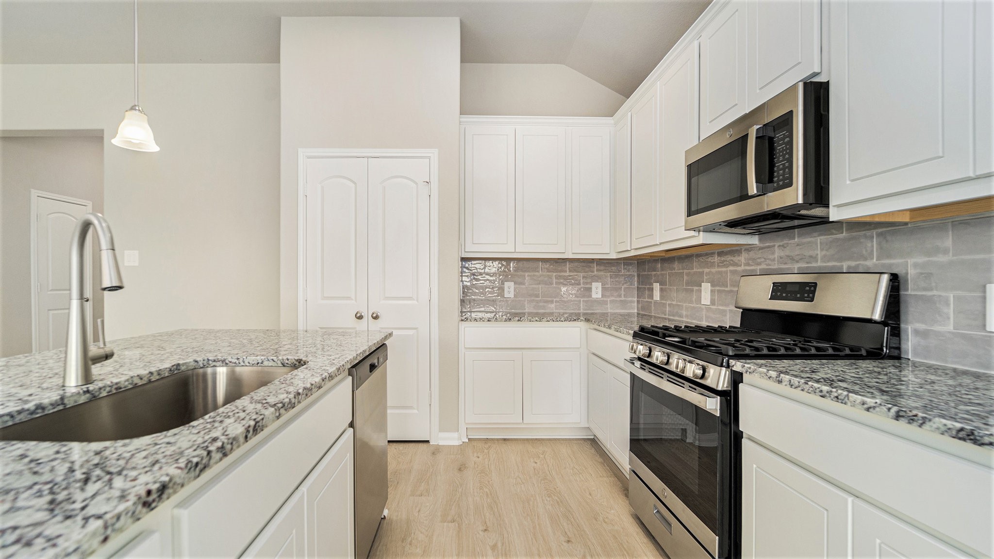 855 Waukegan Road Property Photo 13