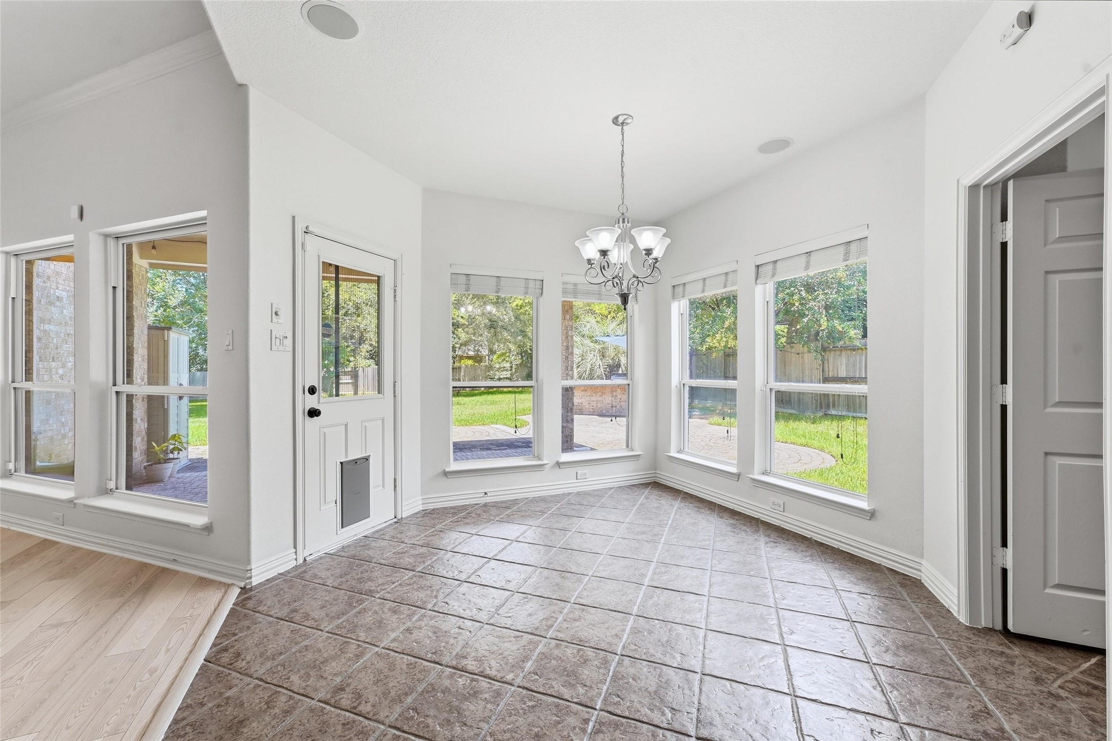 58 N Scribewood Circle Property Photo 11