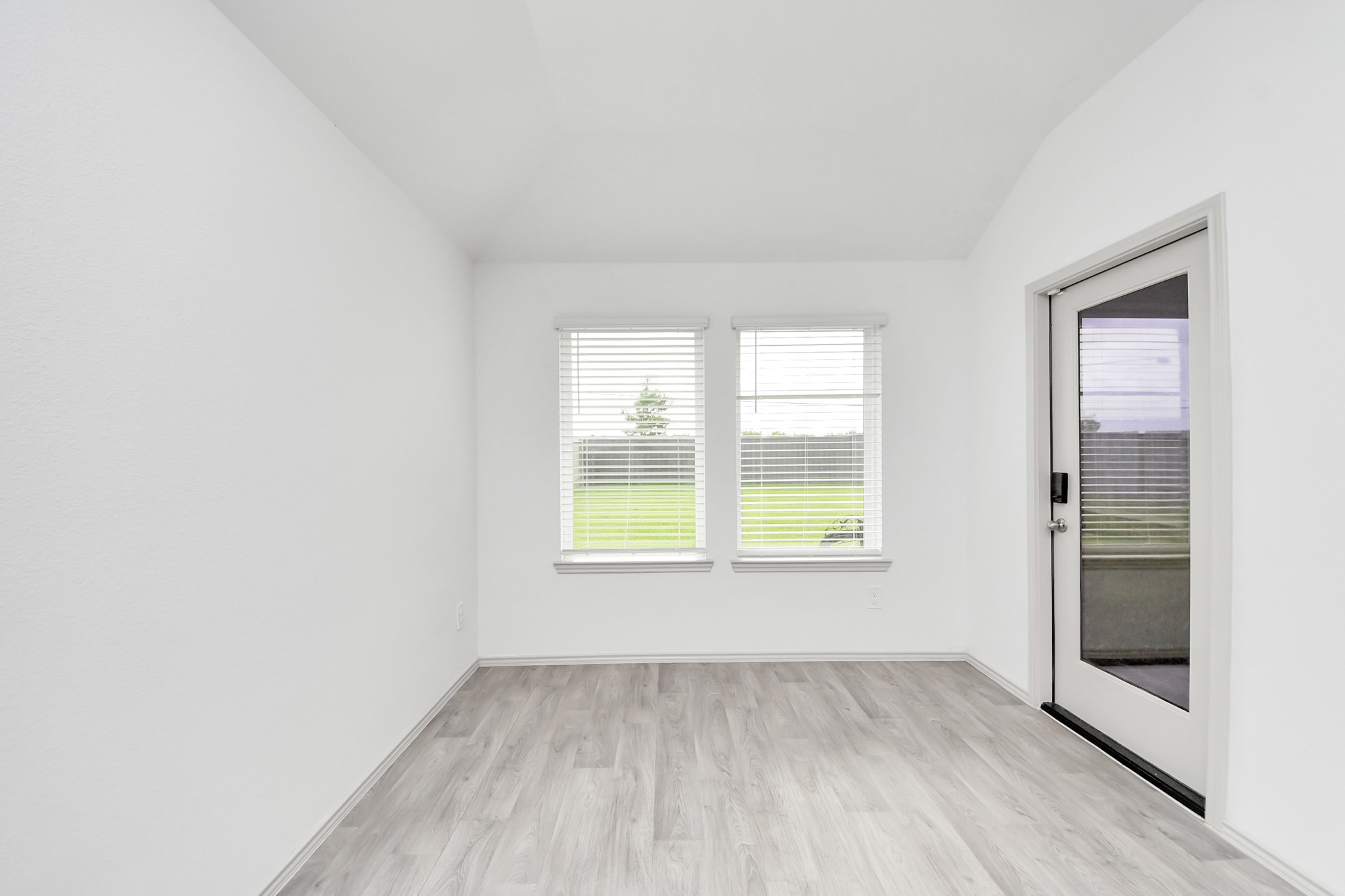 3521 Rockefeller Road Property Photo 6