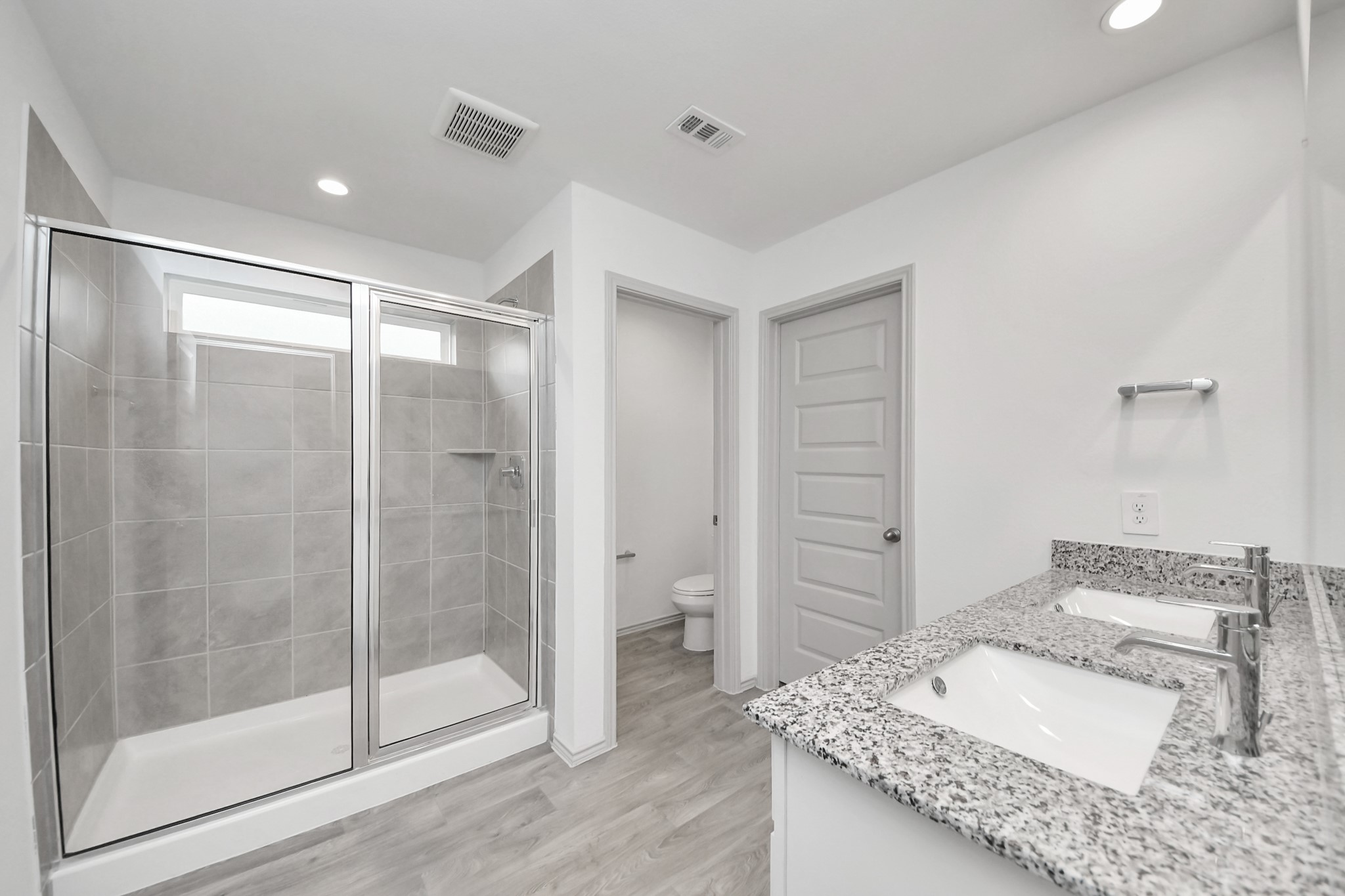3521 Rockefeller Road Property Photo 17