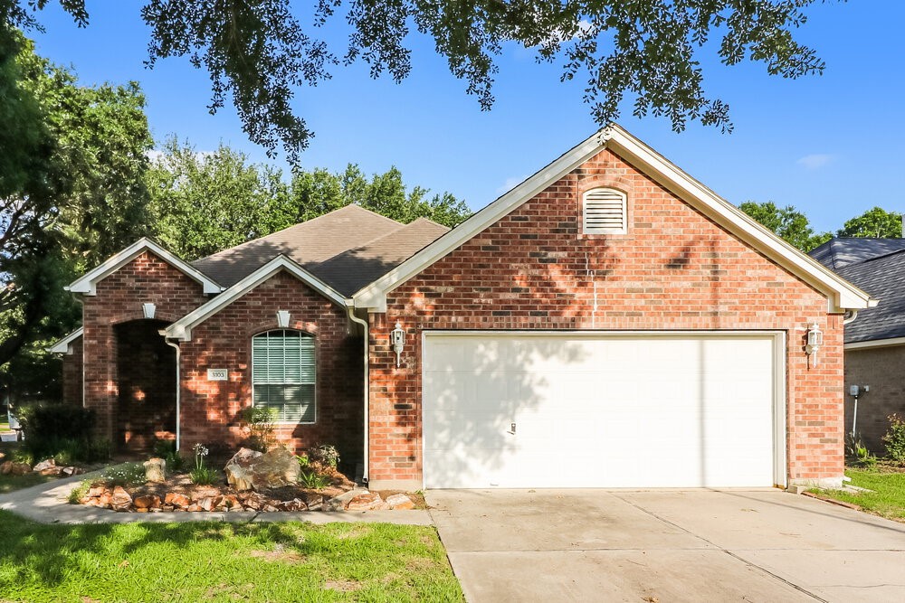 3103 Bronco Bluff Court Property Photo 1