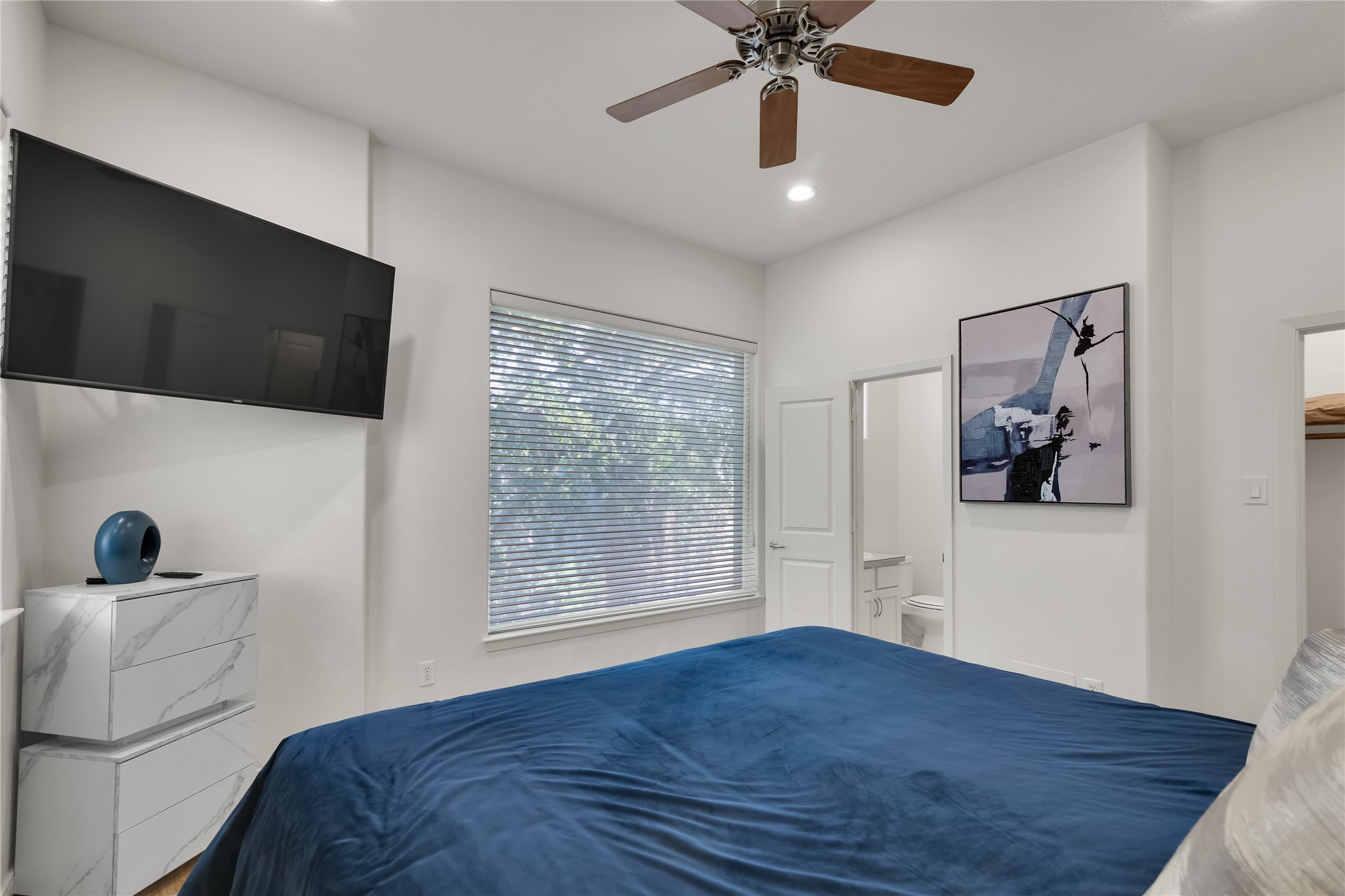 5213 Lillian Street Property Photo 25
