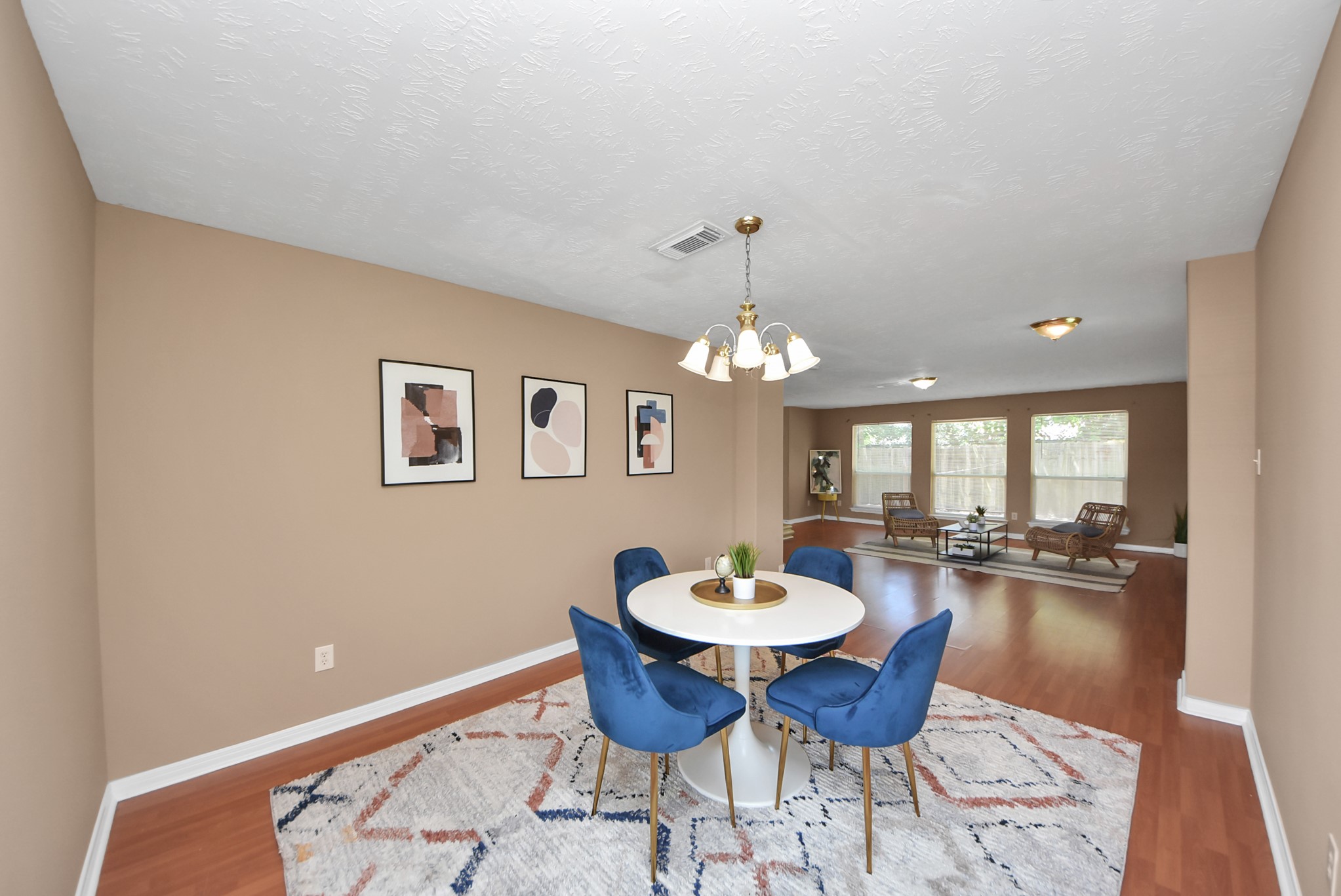 3006 Palace Oaks Drive Property Photo 3