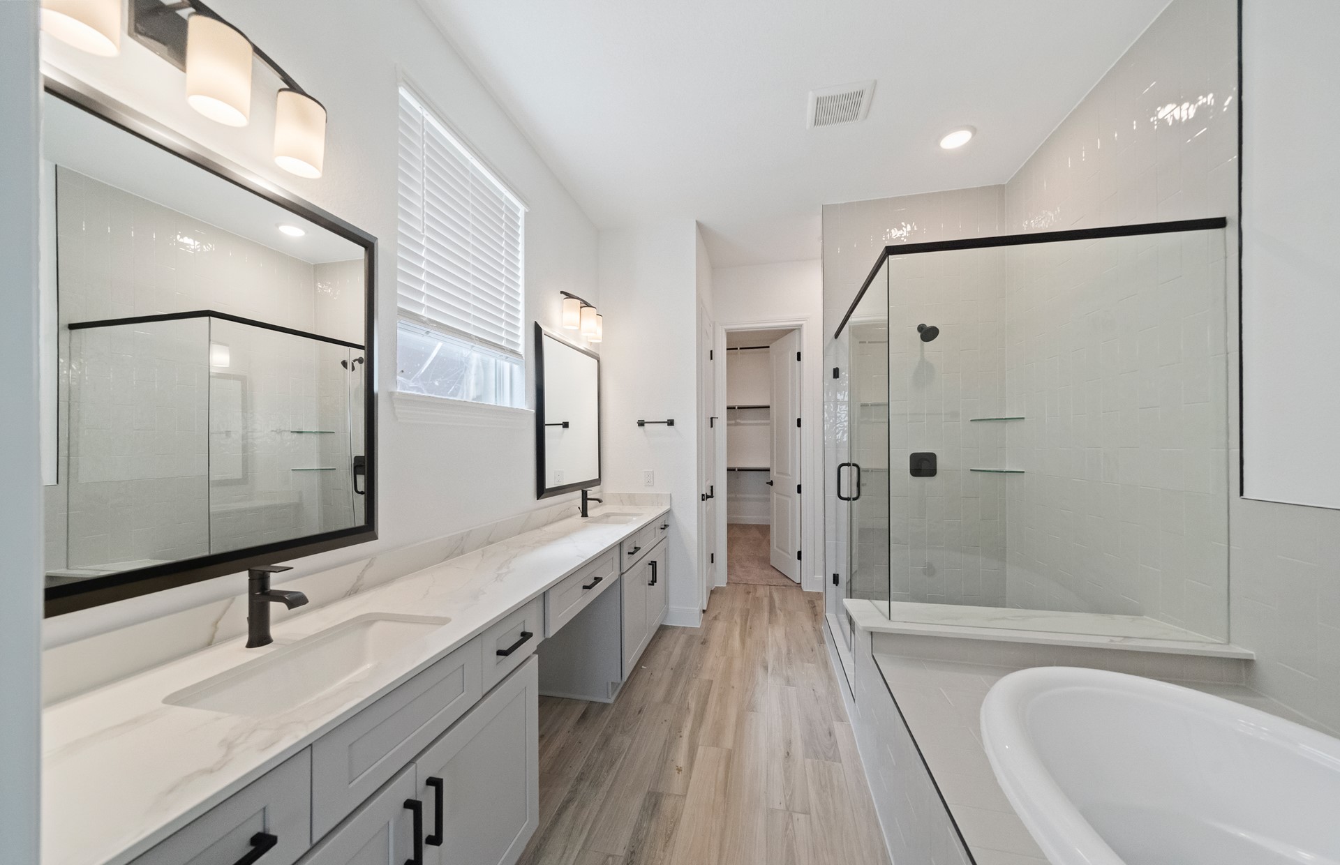 6107 Lush Pasture Lane Property Photo 28