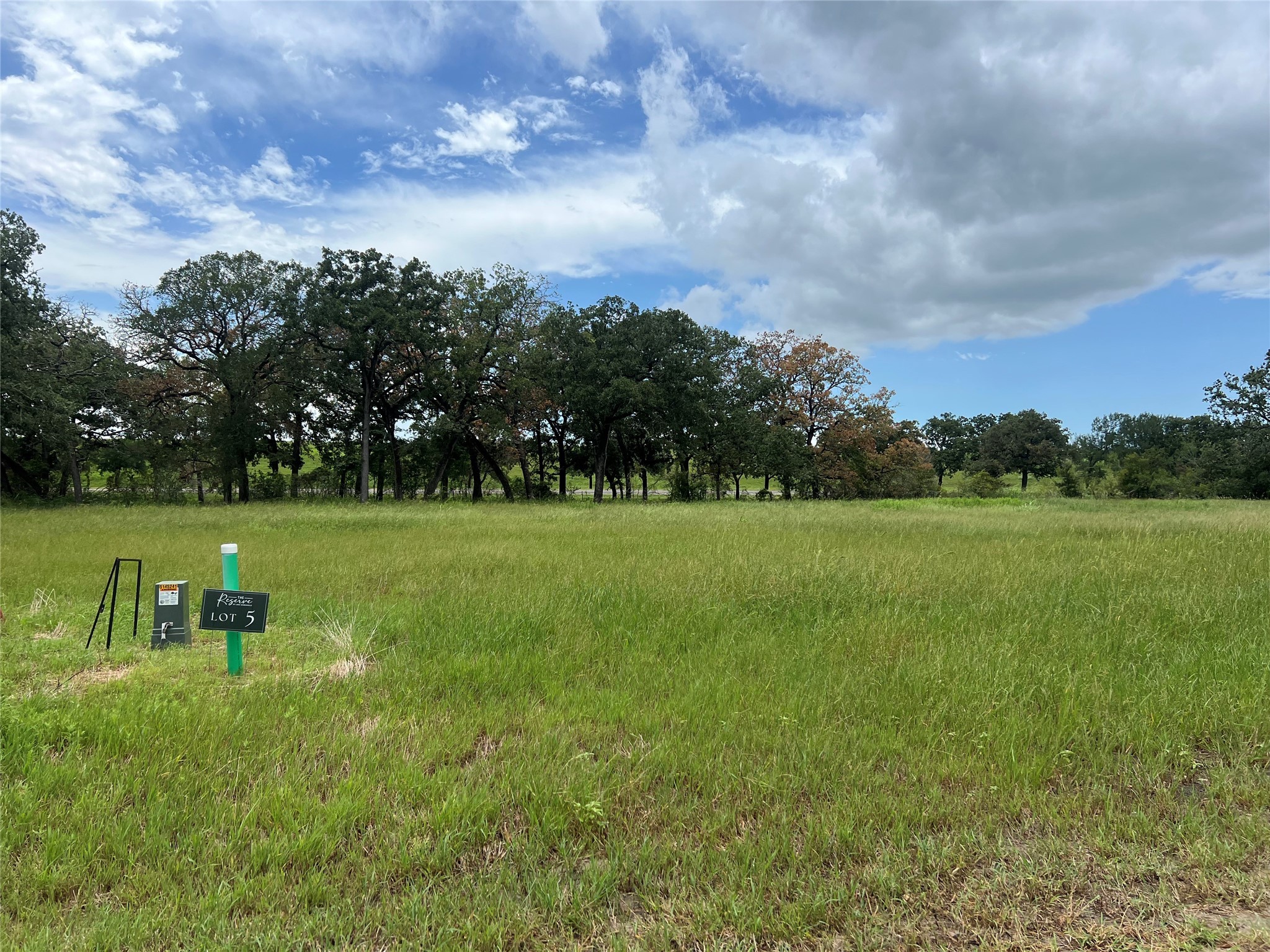 785 Lake Day Drive Property Photo 1
