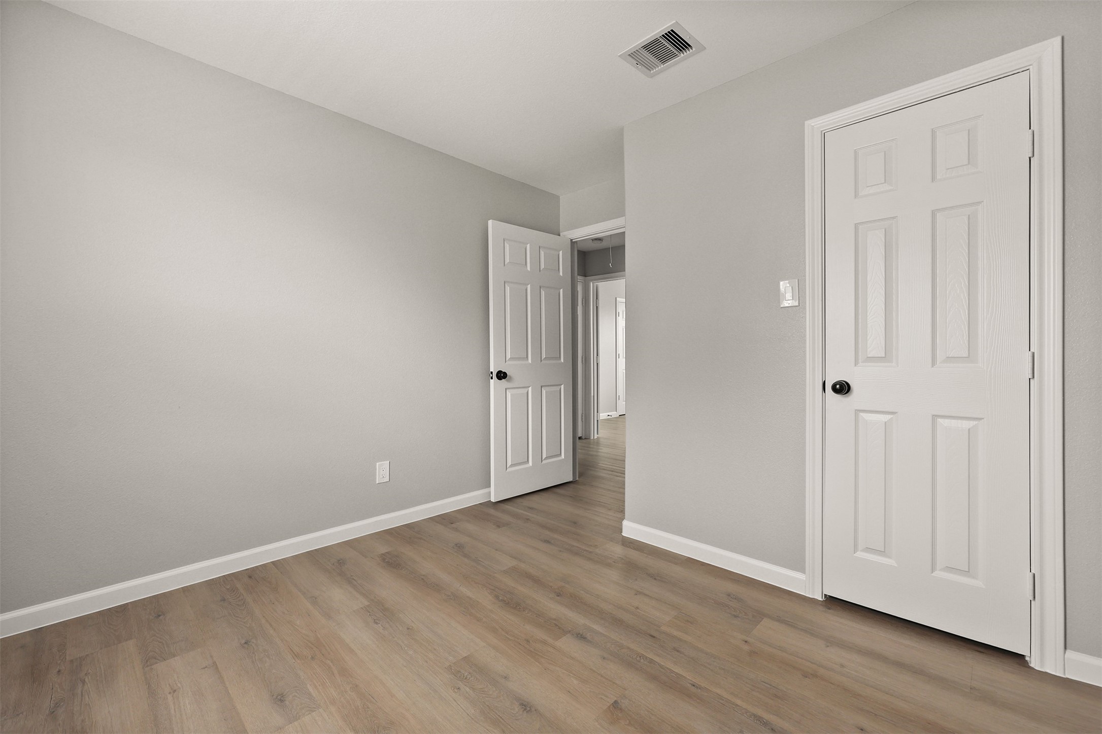 4106 White Street Property Photo 6