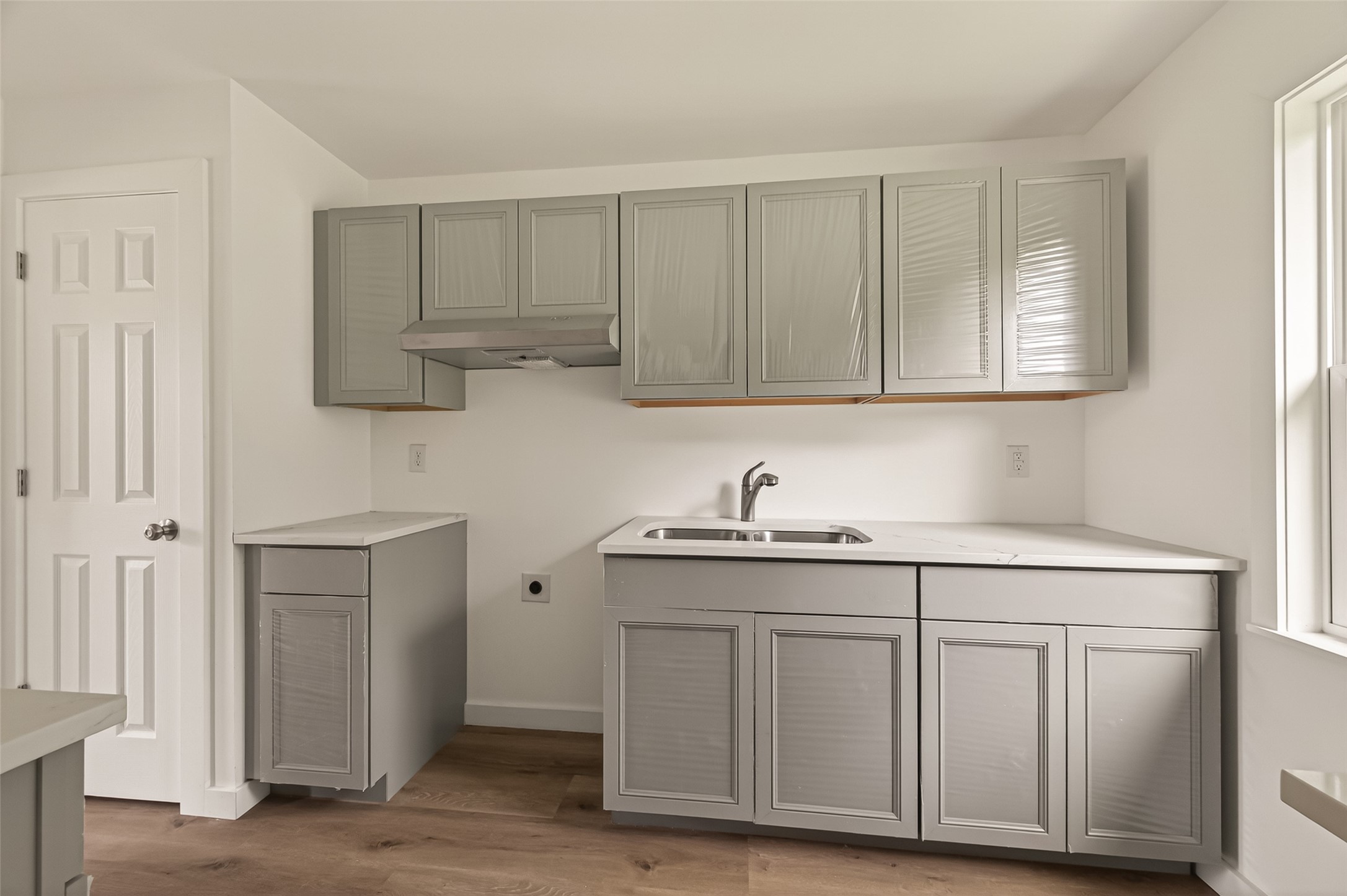 3922 Alsace Street Property Photo 13