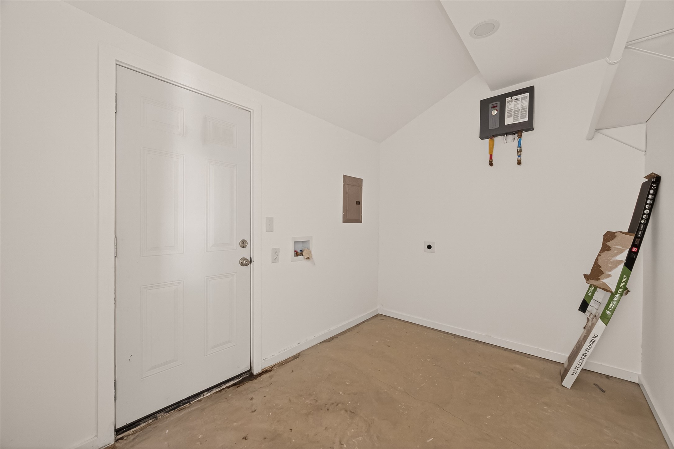 3922 Alsace Street Property Photo 14
