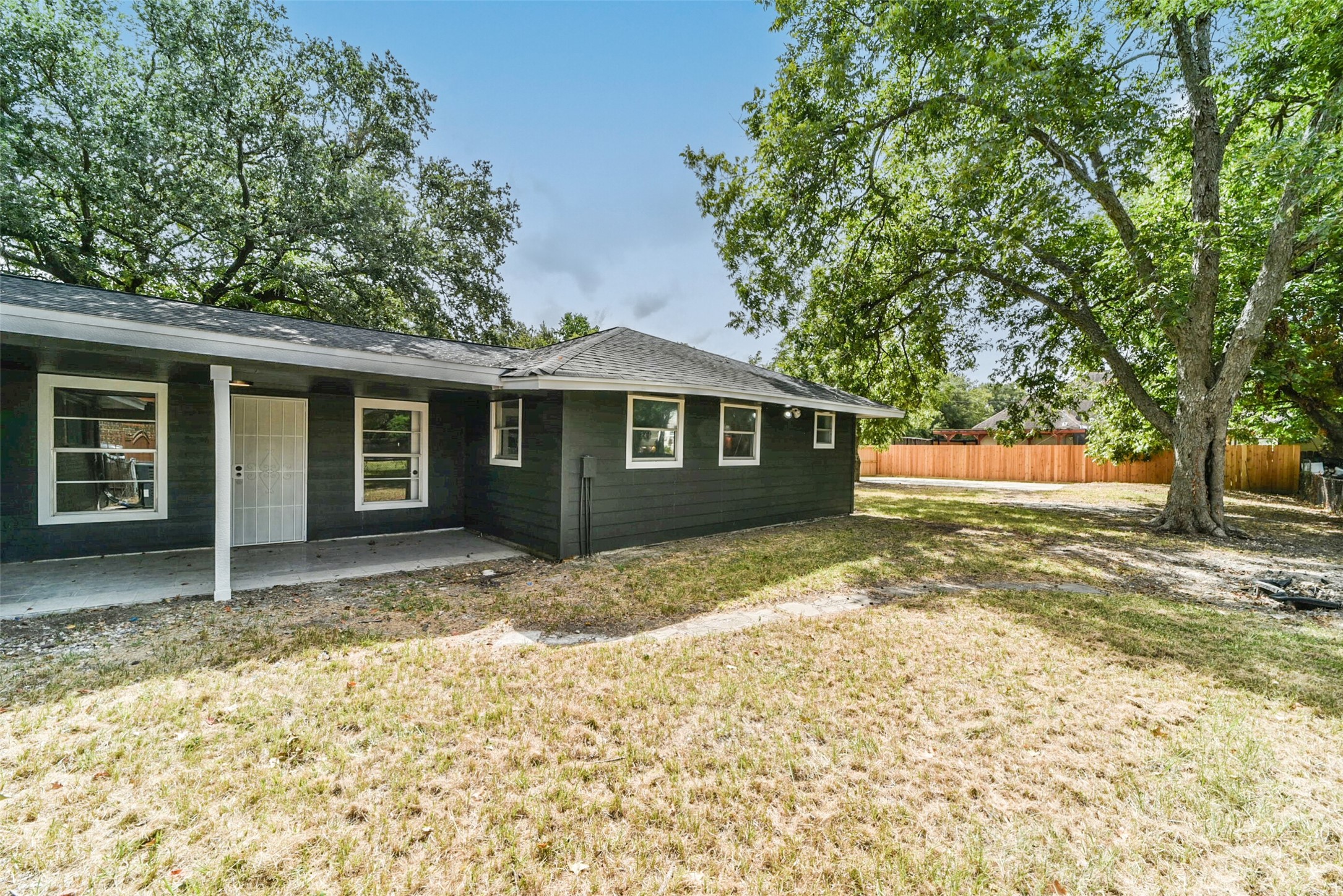 318 E Mitchell Road Property Photo 39