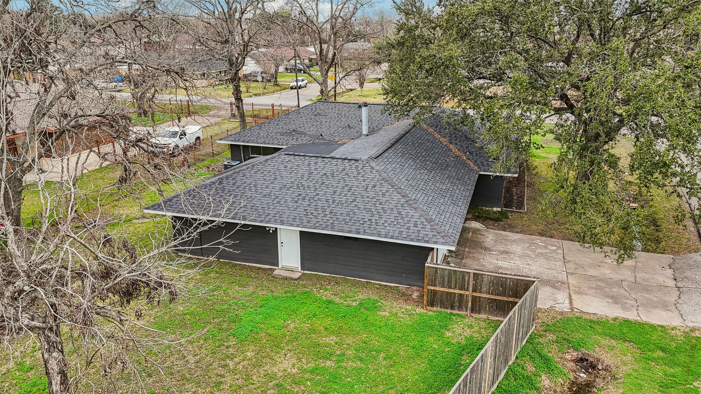 318 E Mitchell Road Property Photo 48