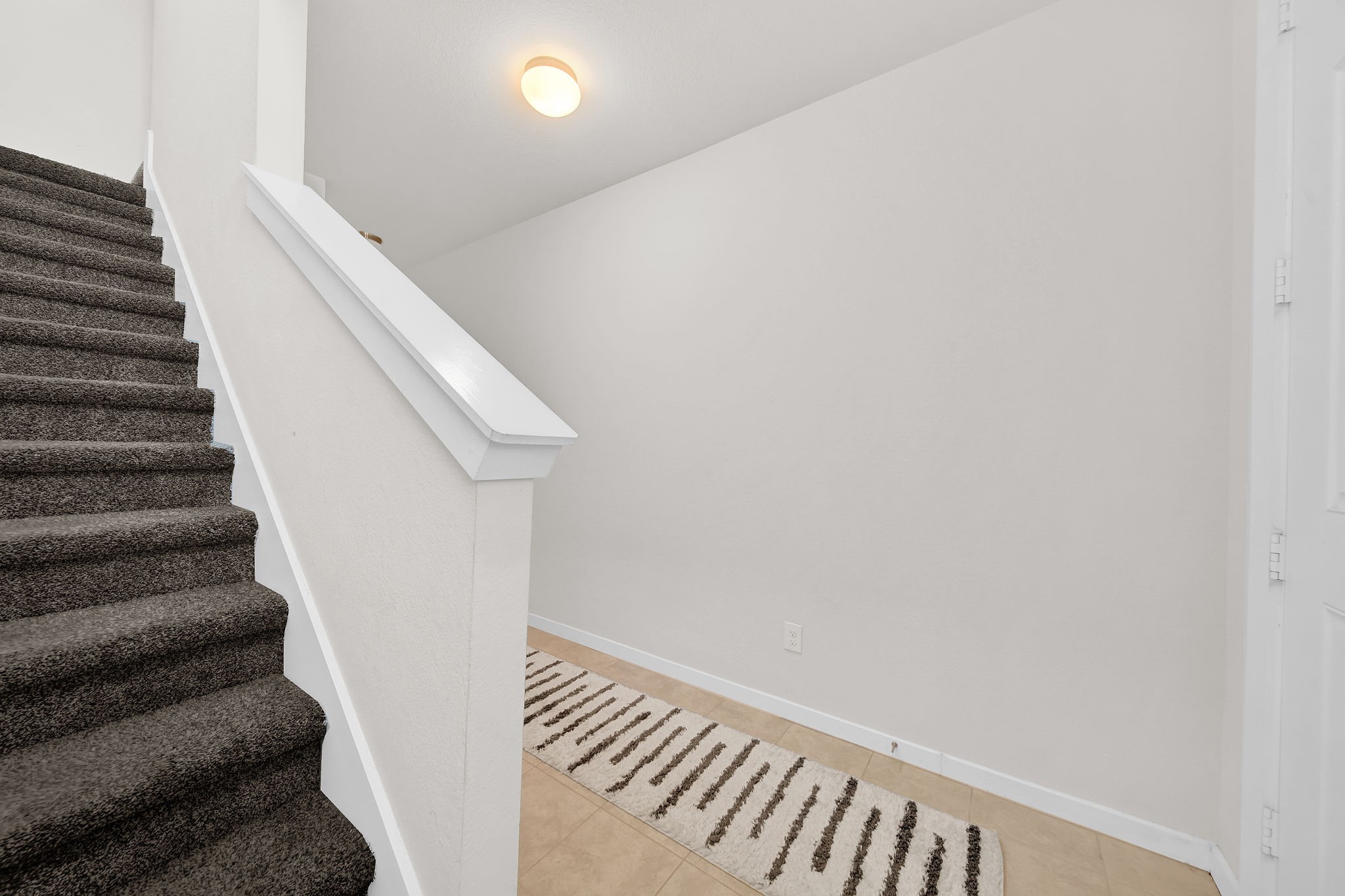 9207 Coleridge Drive Property Photo 11