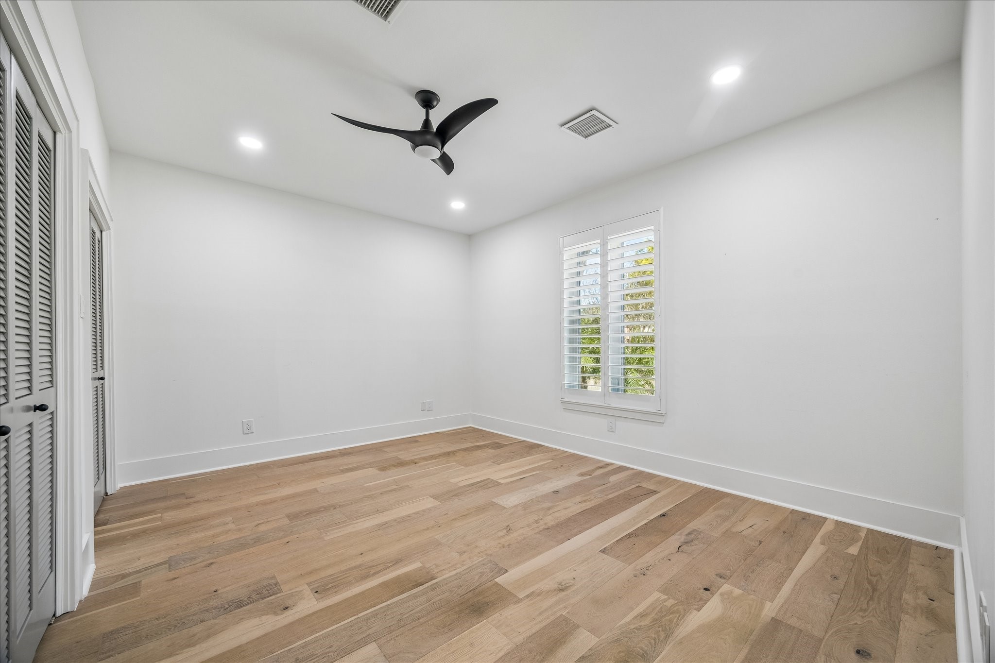 1326 Sugar Creek Boulevard Property Photo 23