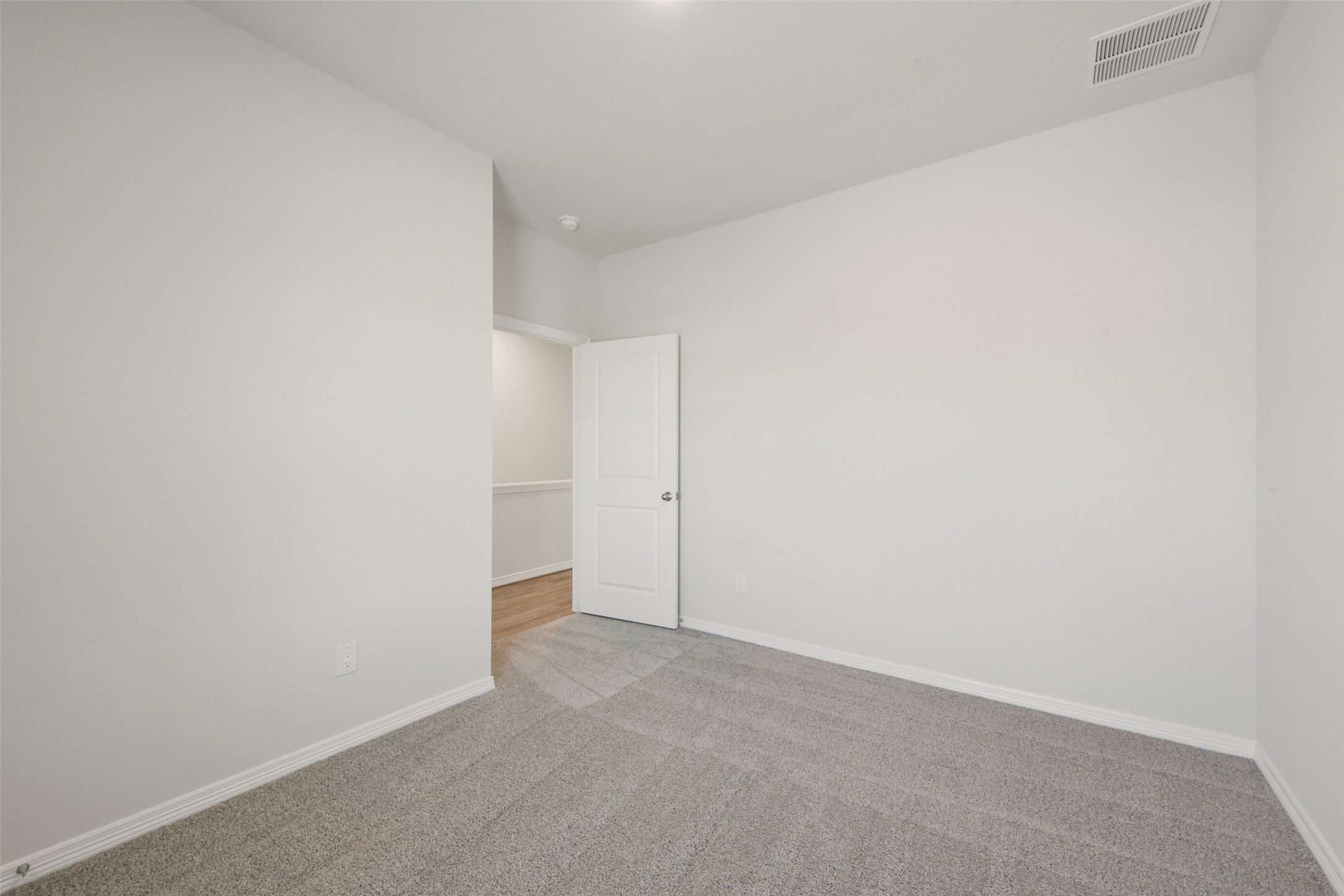 6937 New York Street Property Photo 19