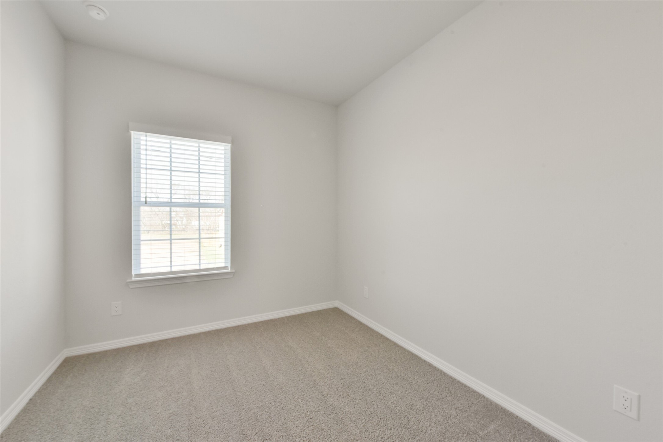 6937 New York Street Property Photo 20