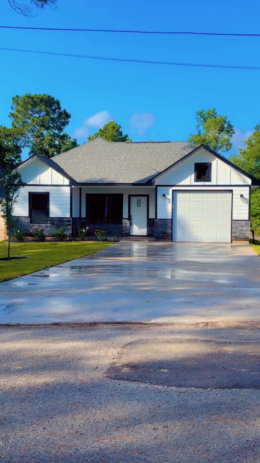 4170 Ben Milam Road Property Photo 1