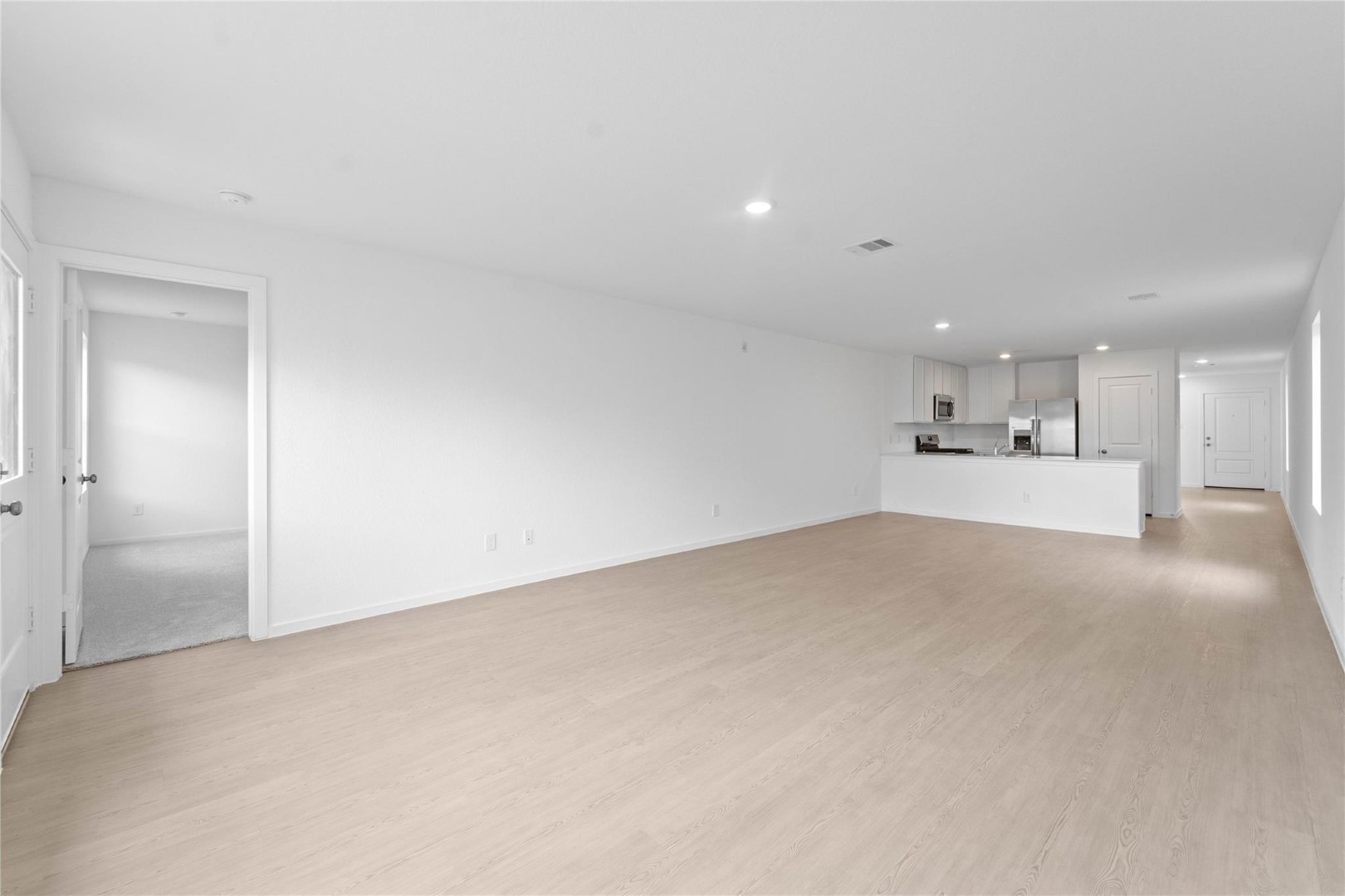 28735 Texas Plains Drive Property Photo 6